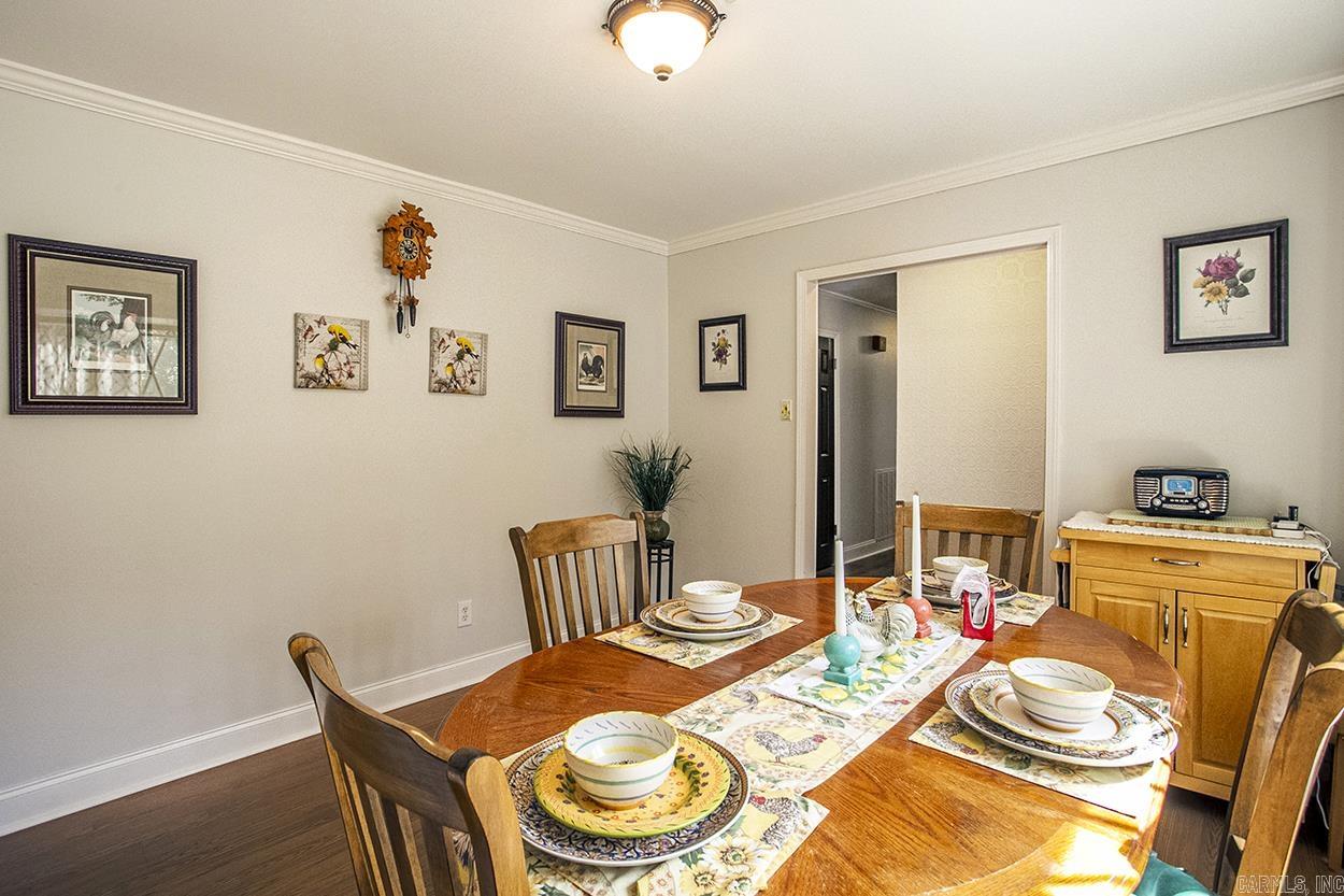 10 Sharondale Place Property Photo 6