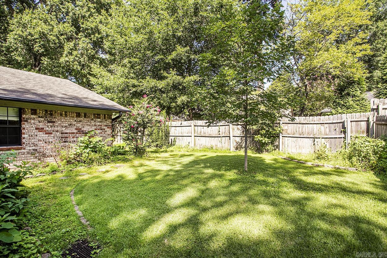 10 Sharondale Place Property Photo 43