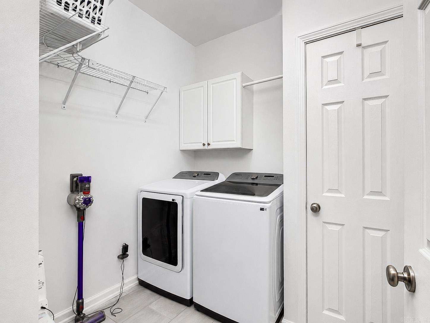 1012 W Holland Property Photo 15