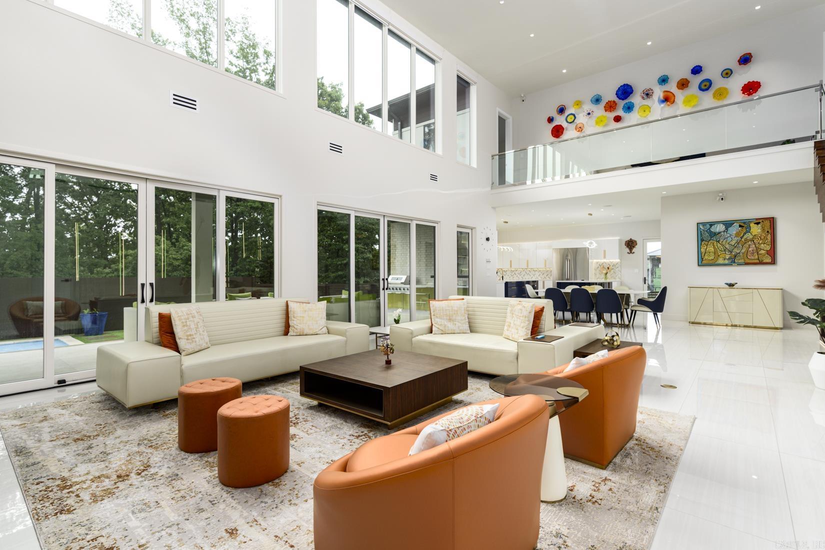 93 Orle Circle Property Photo 8