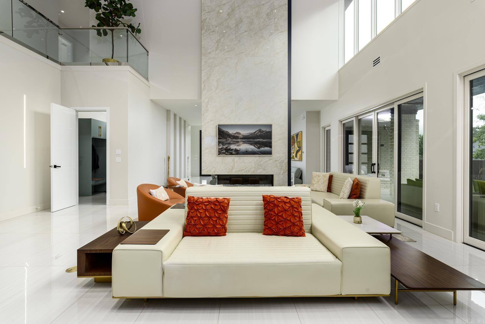 93 Orle Circle Property Photo 10