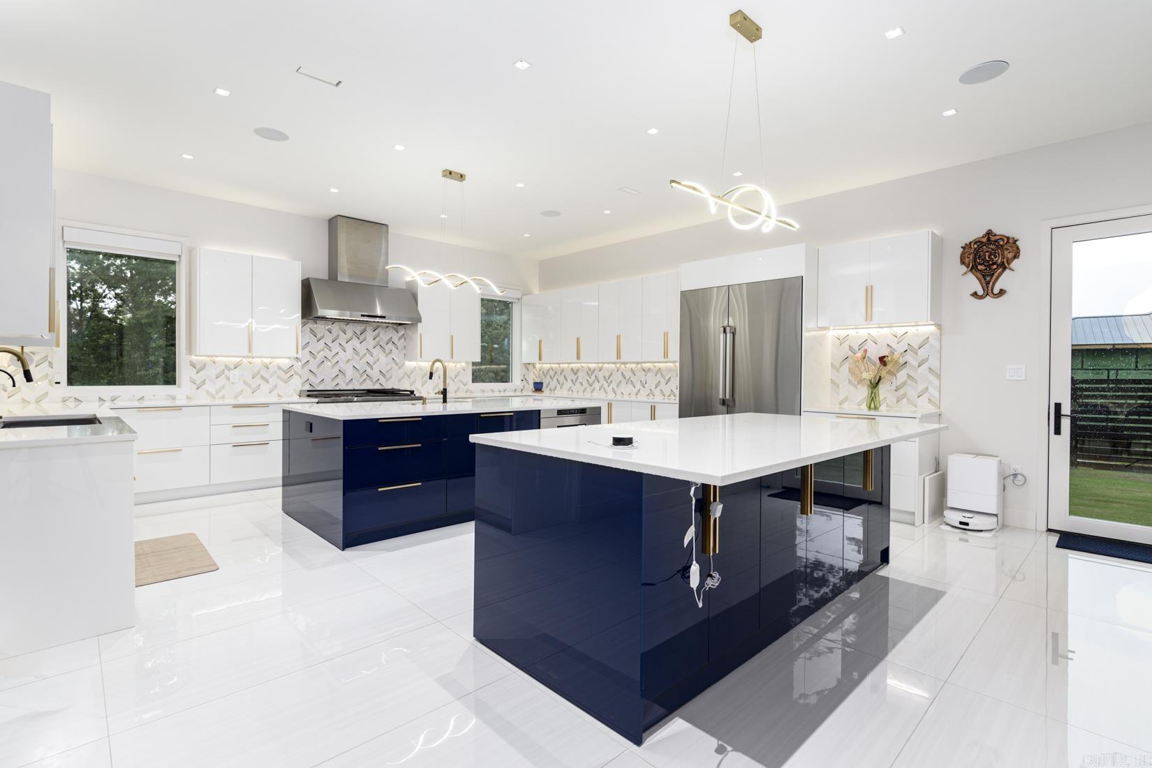 93 Orle Circle Property Photo 13