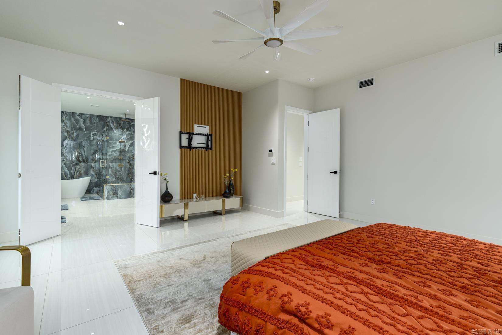 93 Orle Circle Property Photo 22