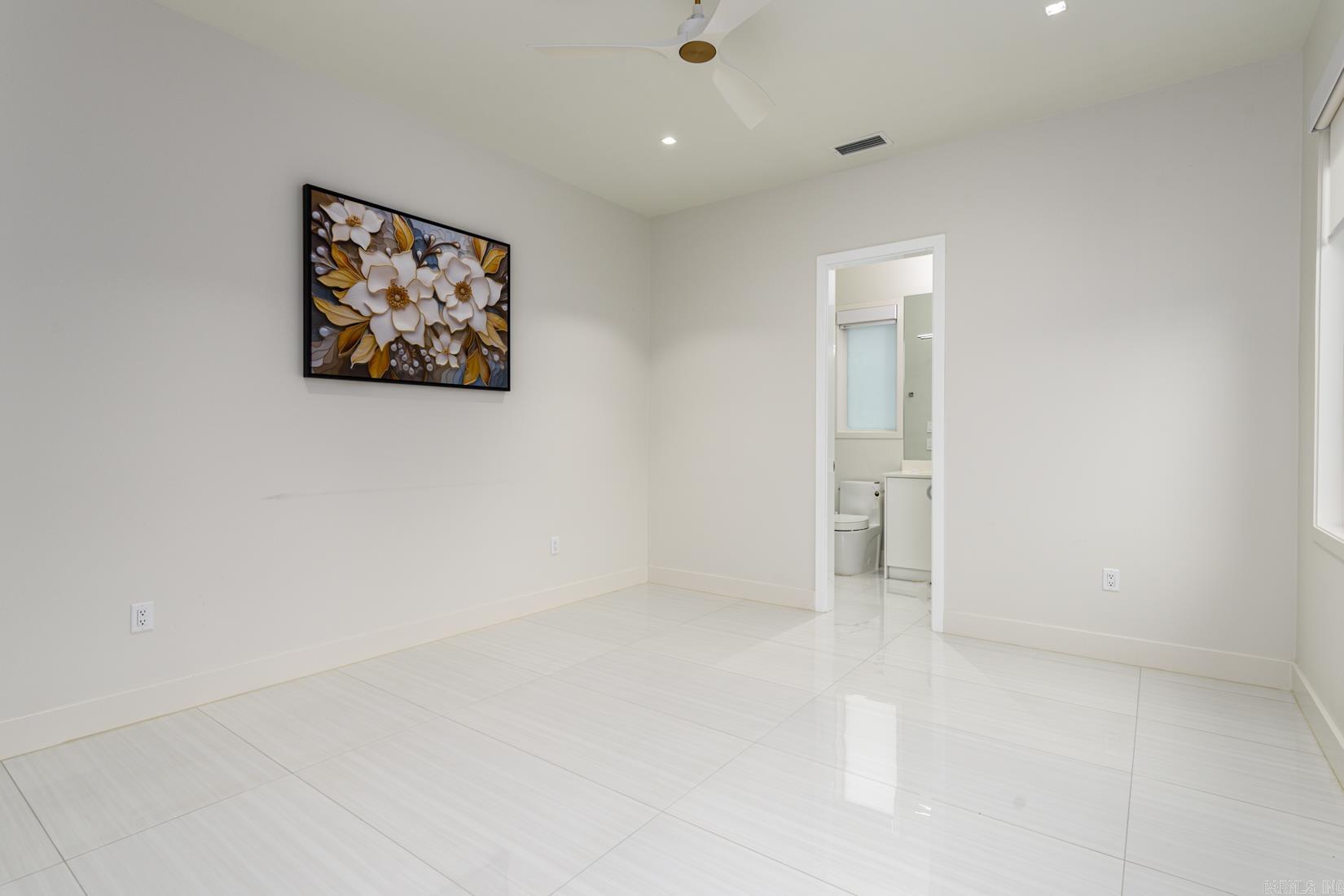 93 Orle Circle Property Photo 25