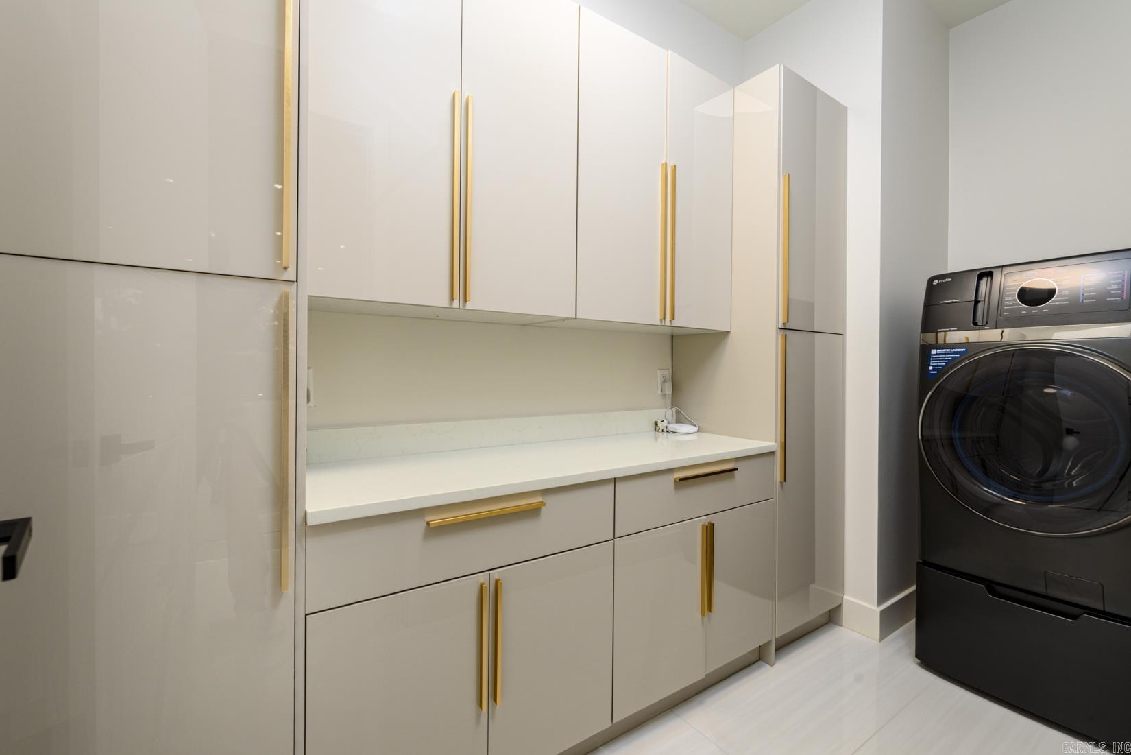 93 Orle Circle Property Photo 33