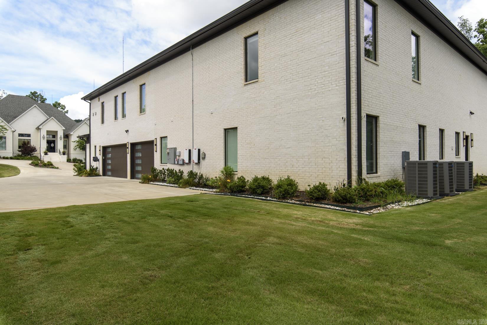 93 Orle Circle Property Photo 44