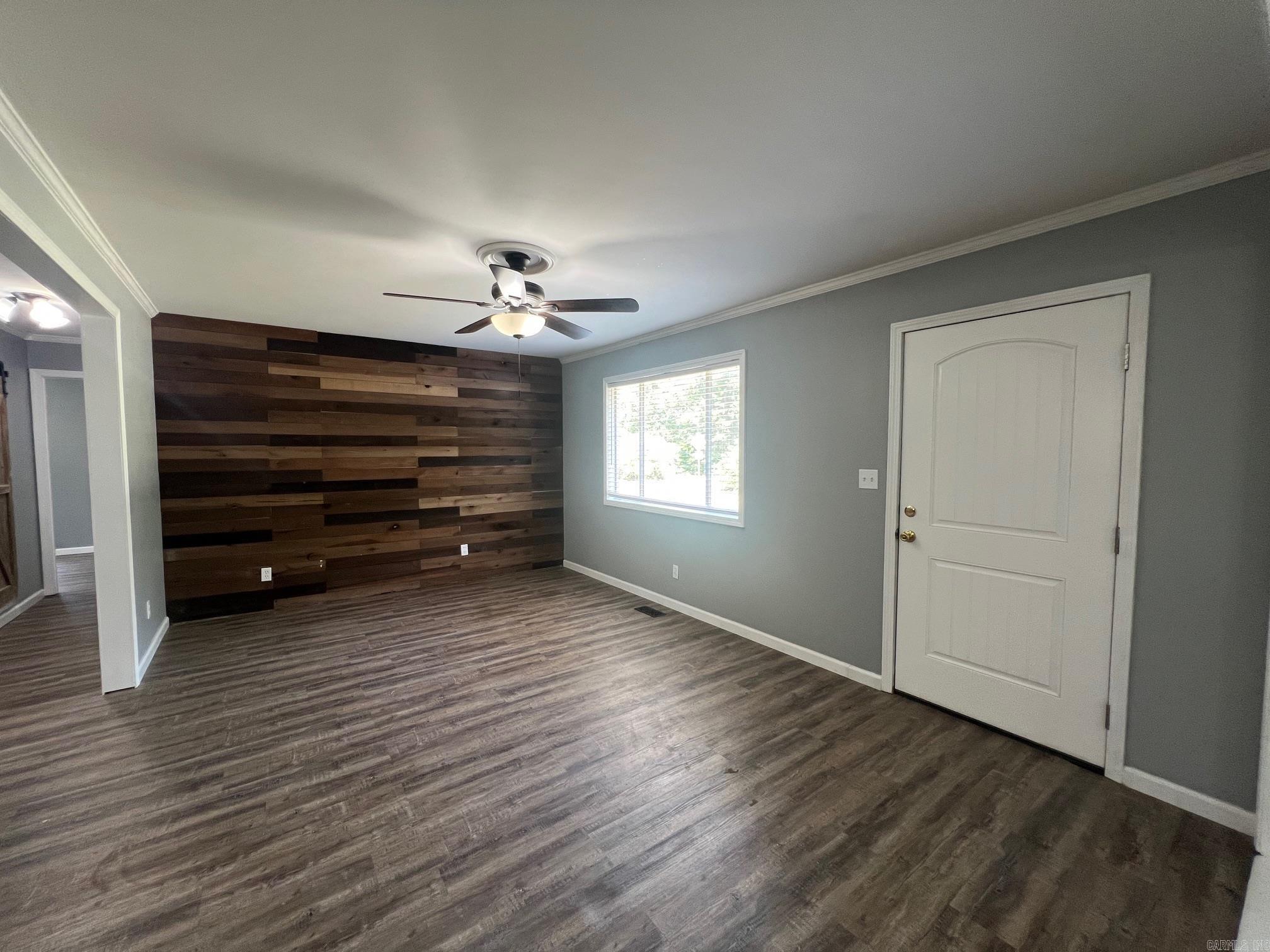 12702 Arch Street Property Photo 4