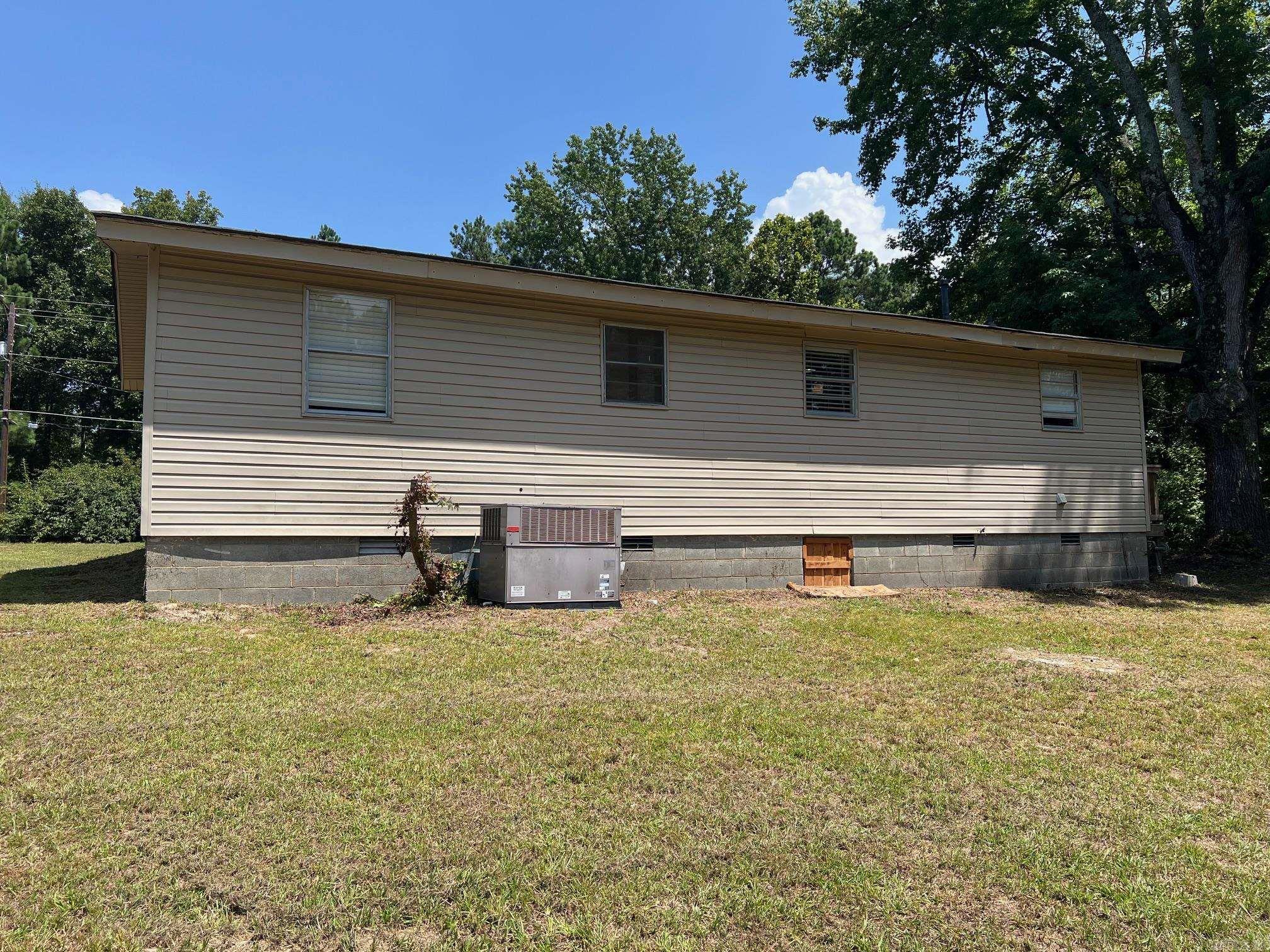 12702 Arch Street Property Photo 10