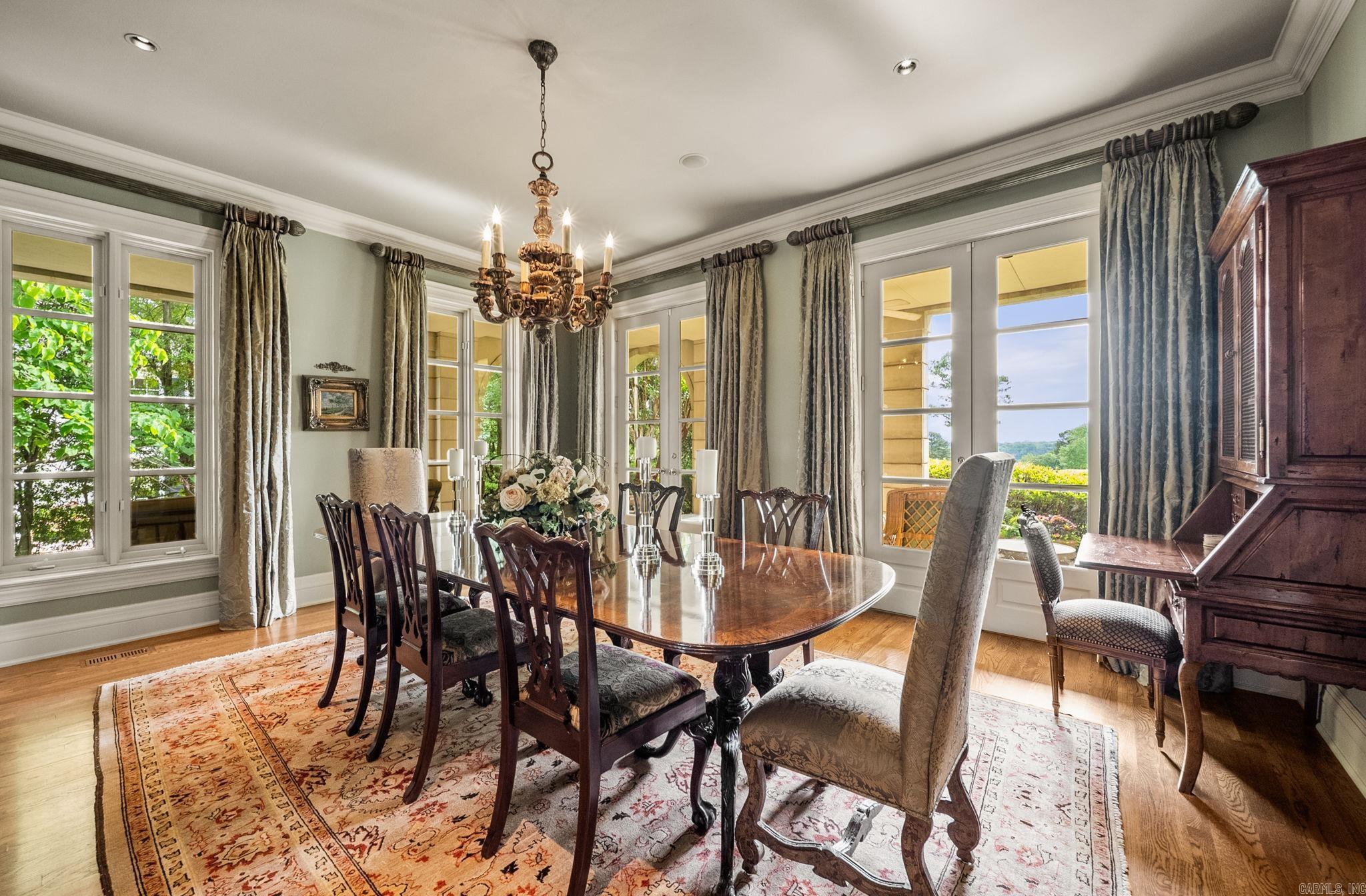 2420 Country Club Lane Property Photo 14