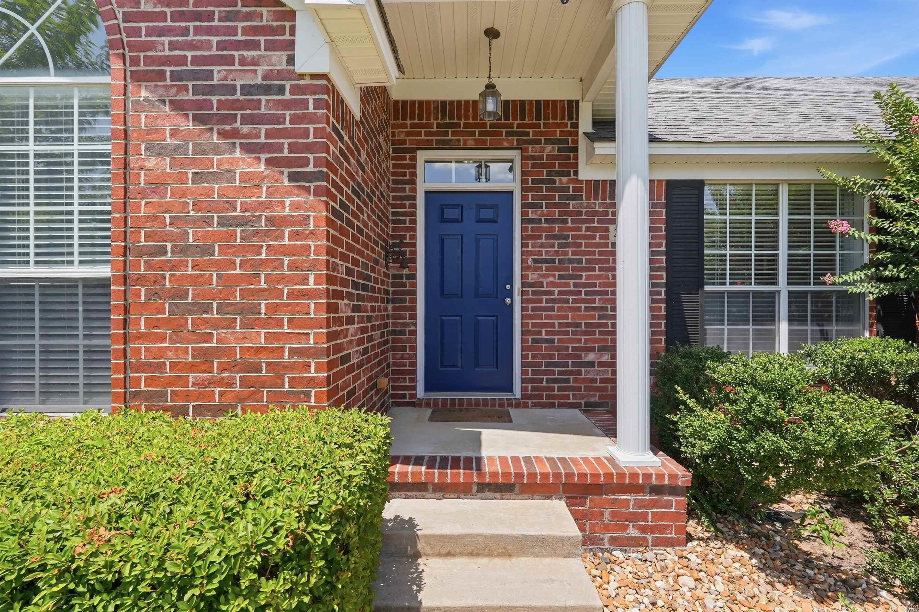 2015 Cherrybend Drive Property Photo 2