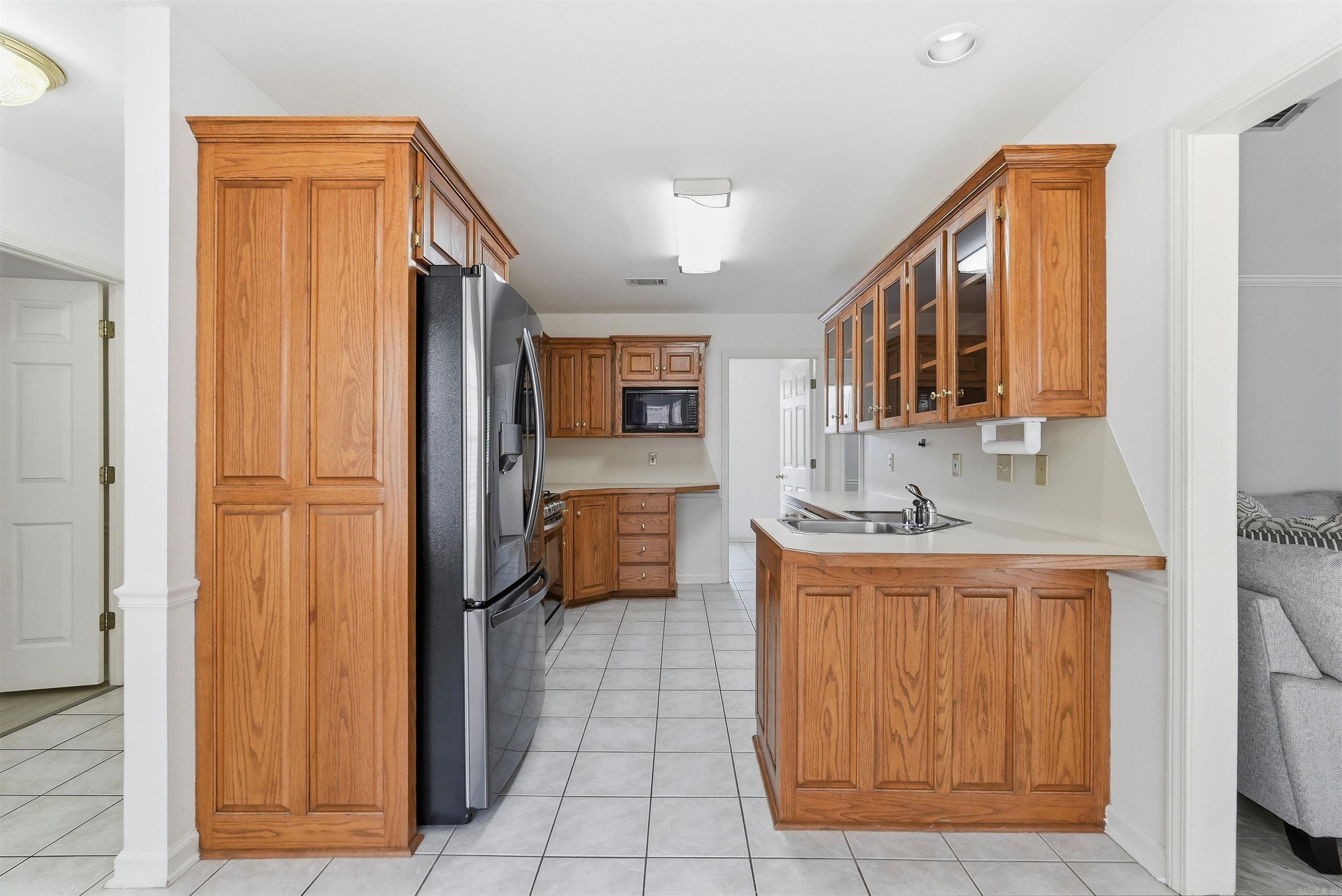 2015 Cherrybend Drive Property Photo 8