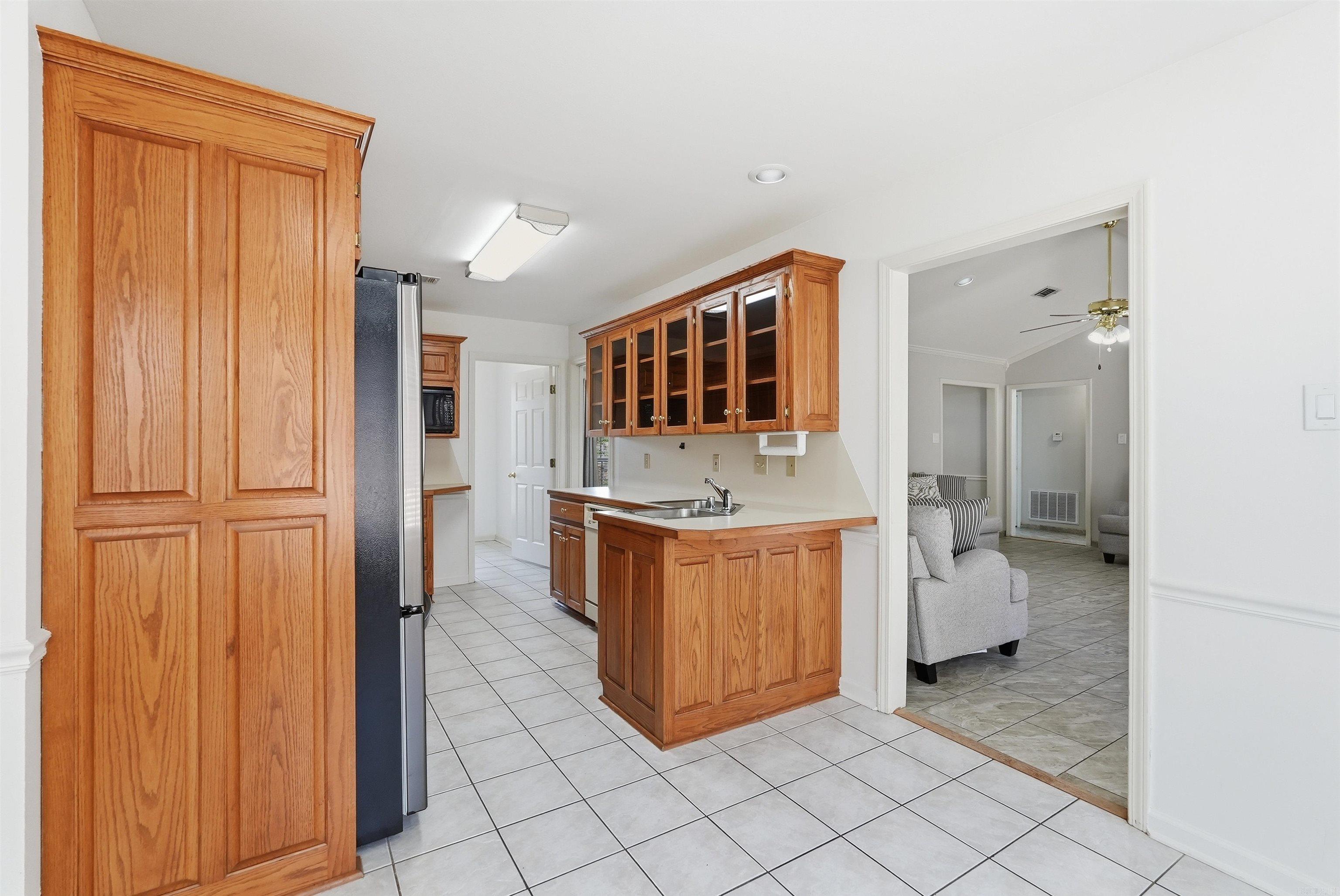2015 Cherrybend Drive Property Photo 11