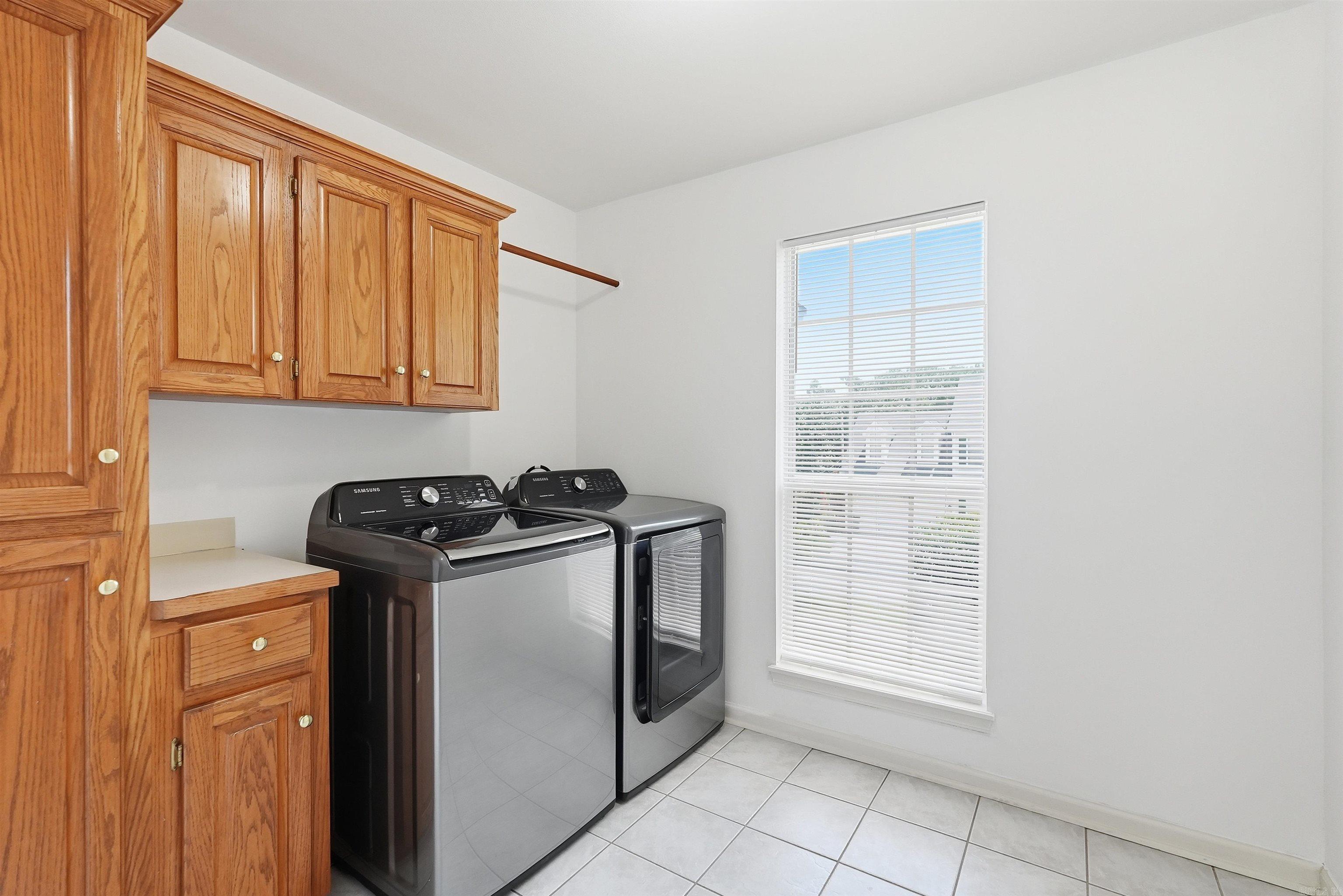 2015 Cherrybend Drive Property Photo 27