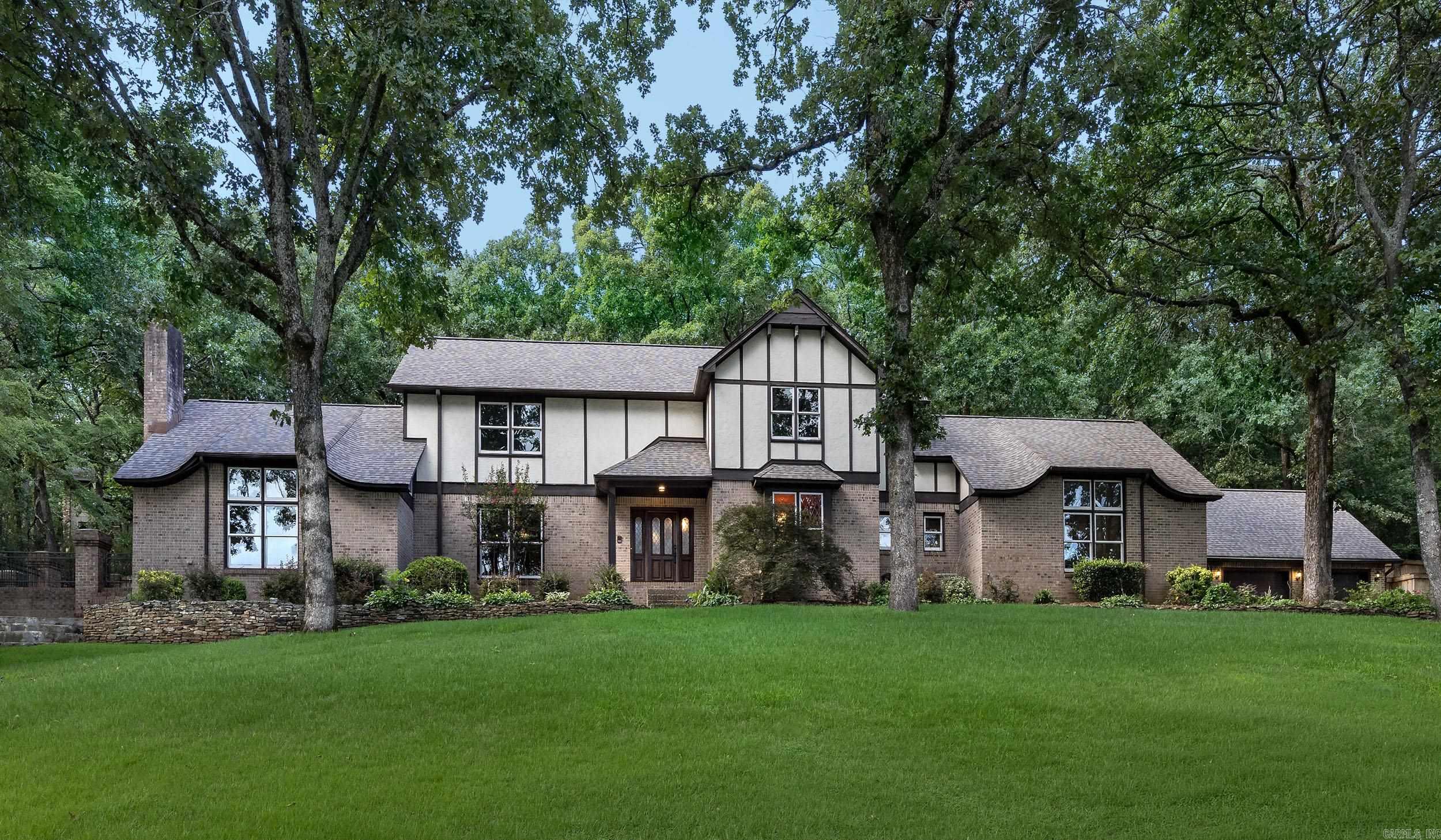 301 Valley Club Circle Property Photo 1
