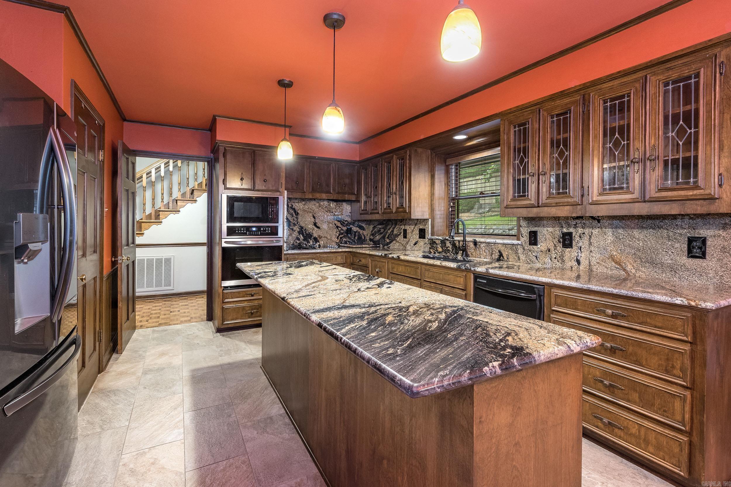 301 Valley Club Circle Property Photo 14