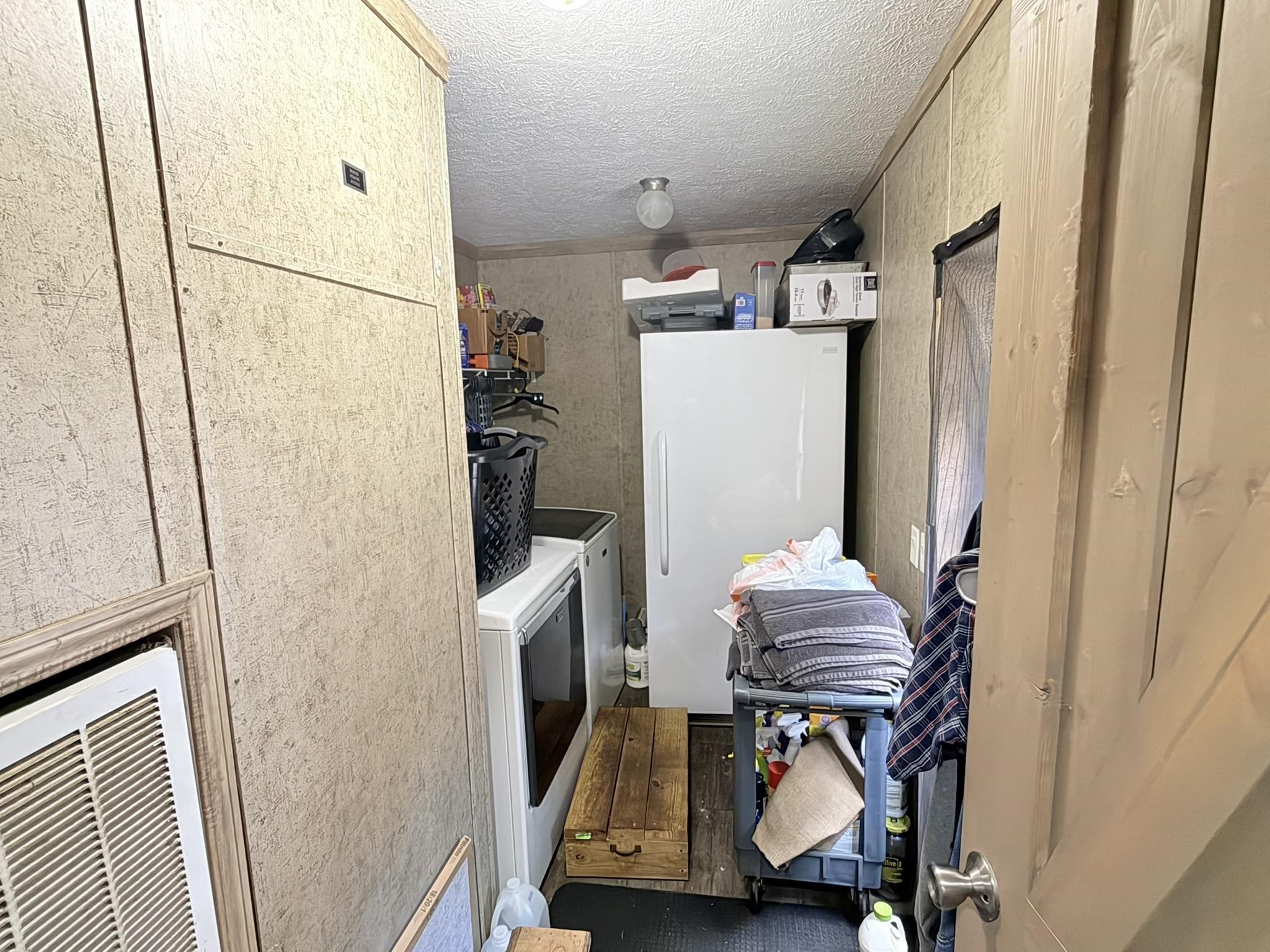 2572 Cooper Hollow Property Photo 17