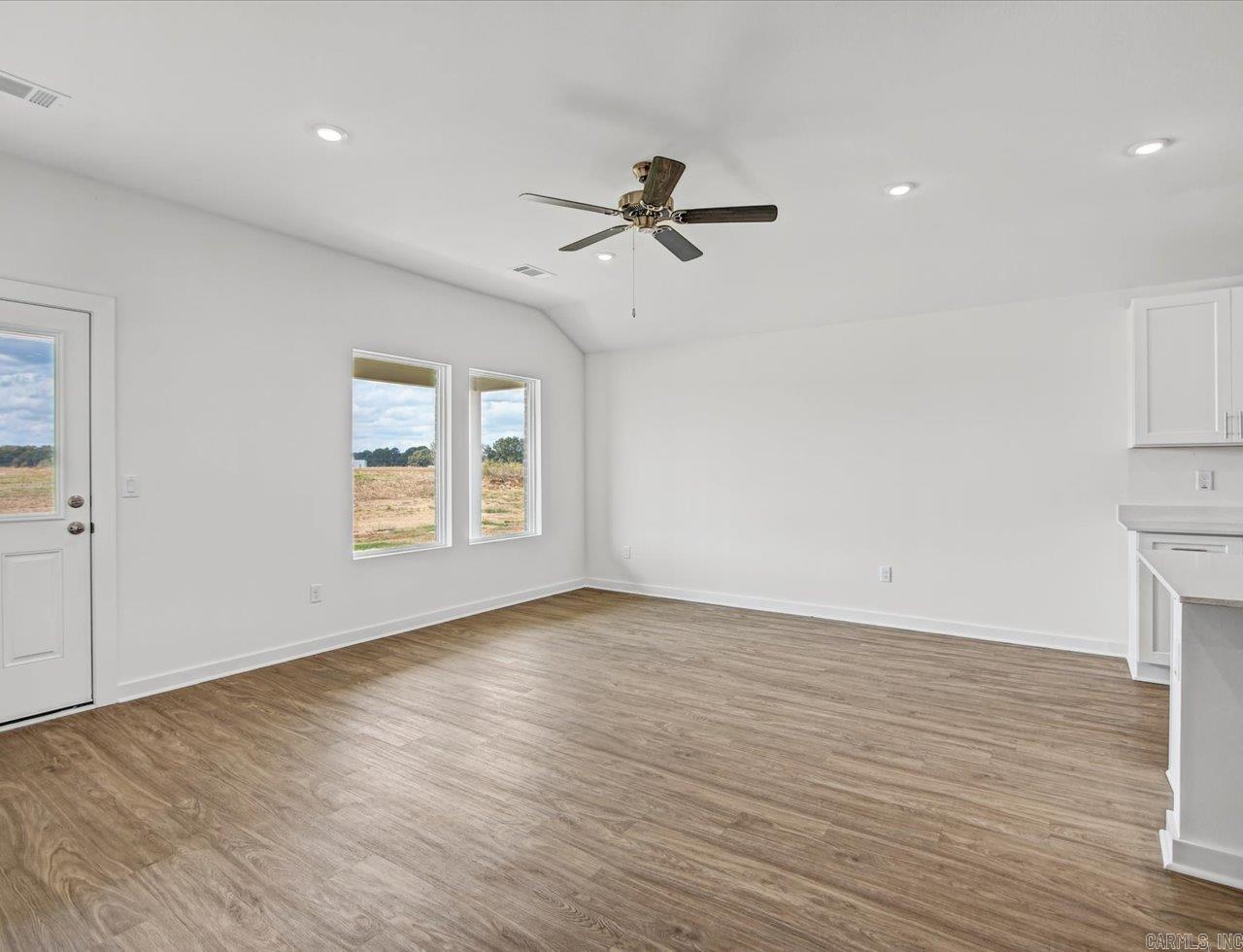 422 S Cherry Street Property Photo 12