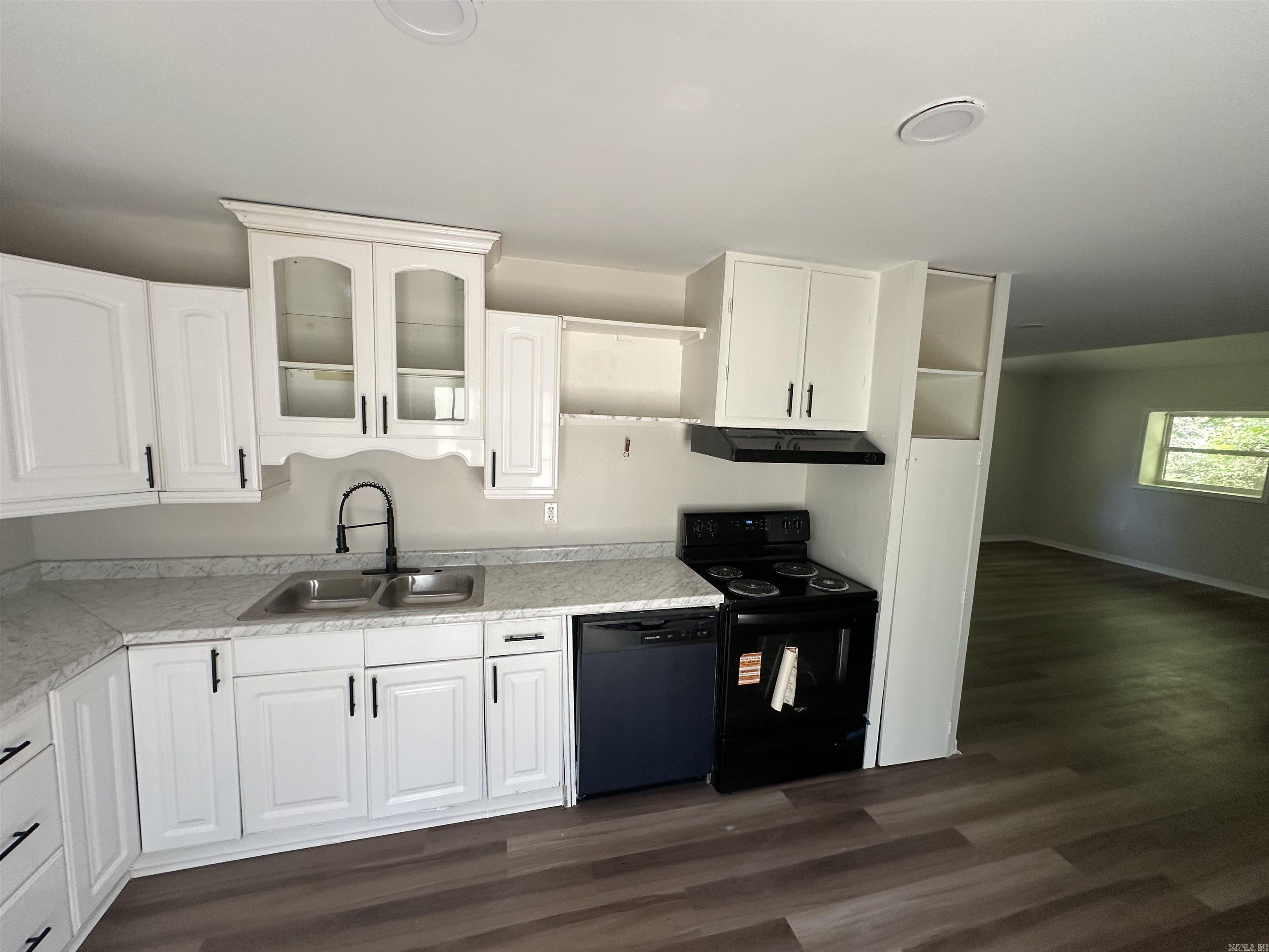 16307 Hidden Valley Trail C Property Photo 4