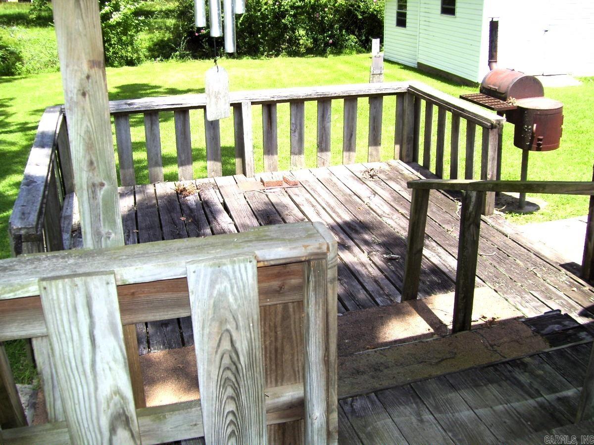 610 Burke St Property Photo 10