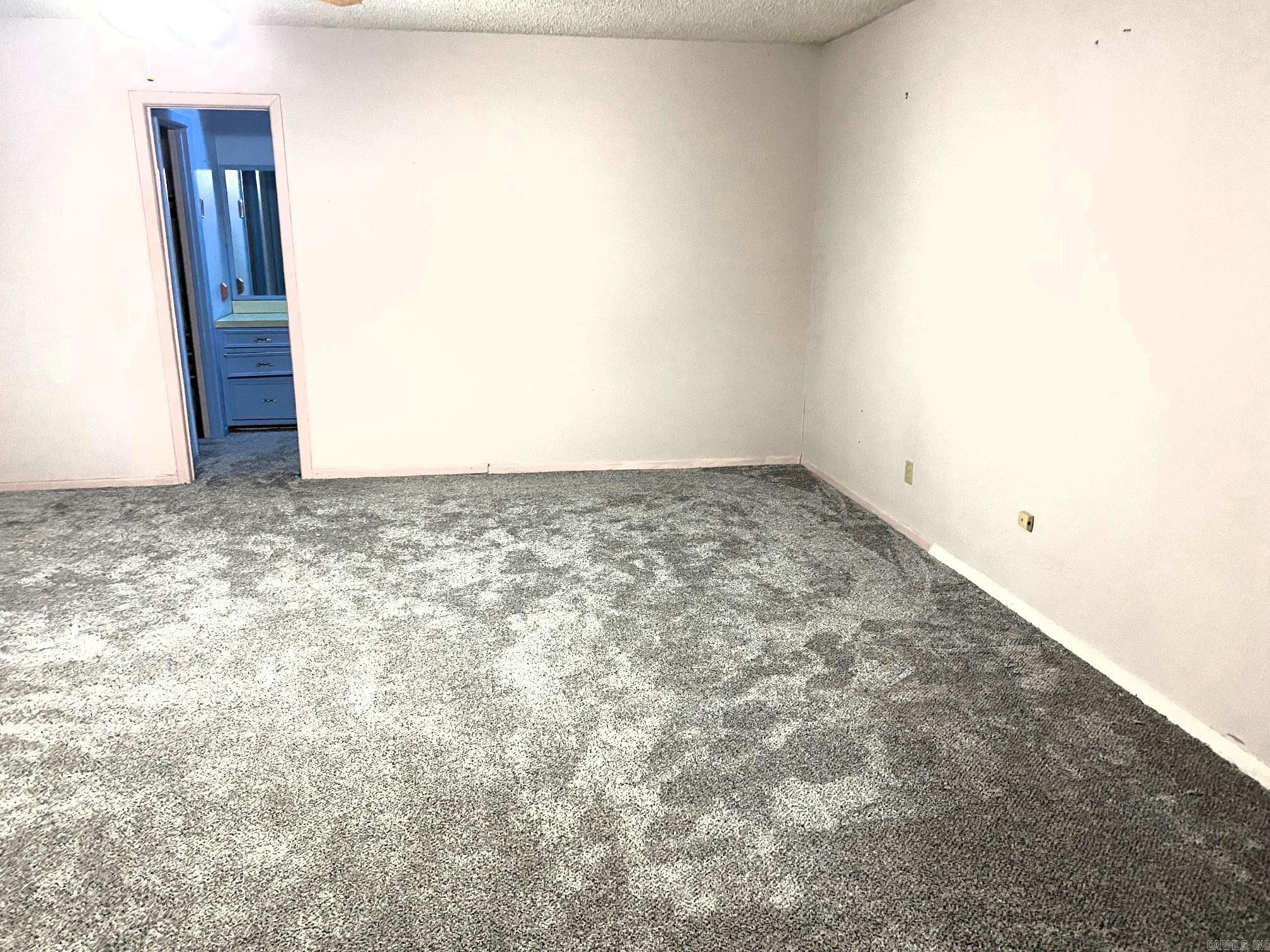 610 Burke St Property Photo 20