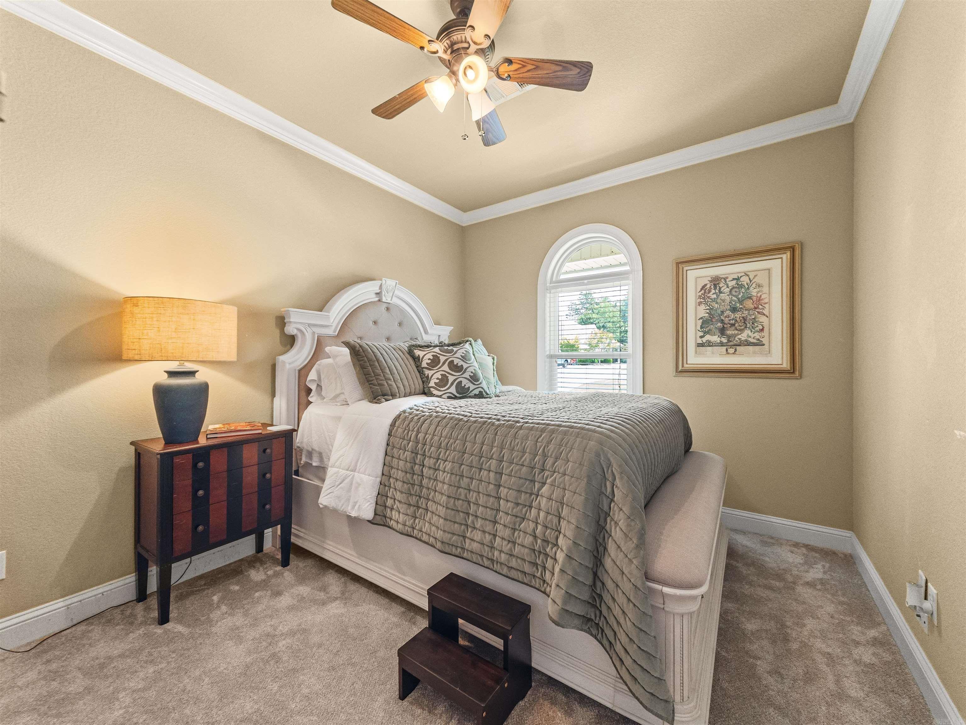 124 Garden View Property Photo 39