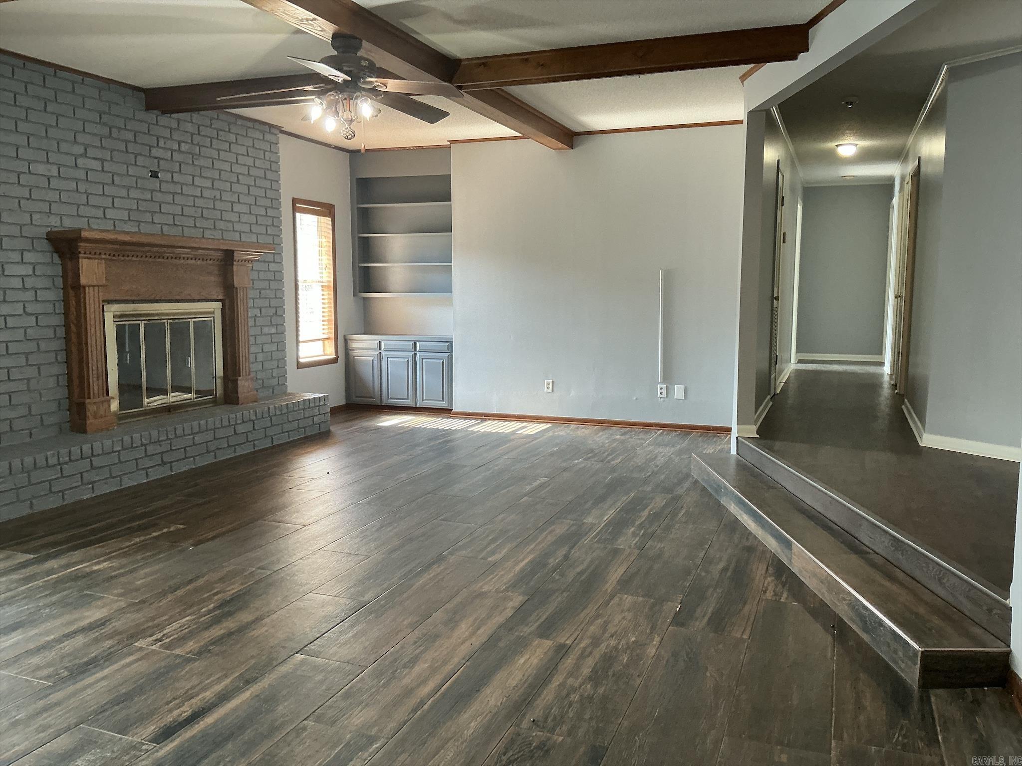 1015 Ash Property Photo 11