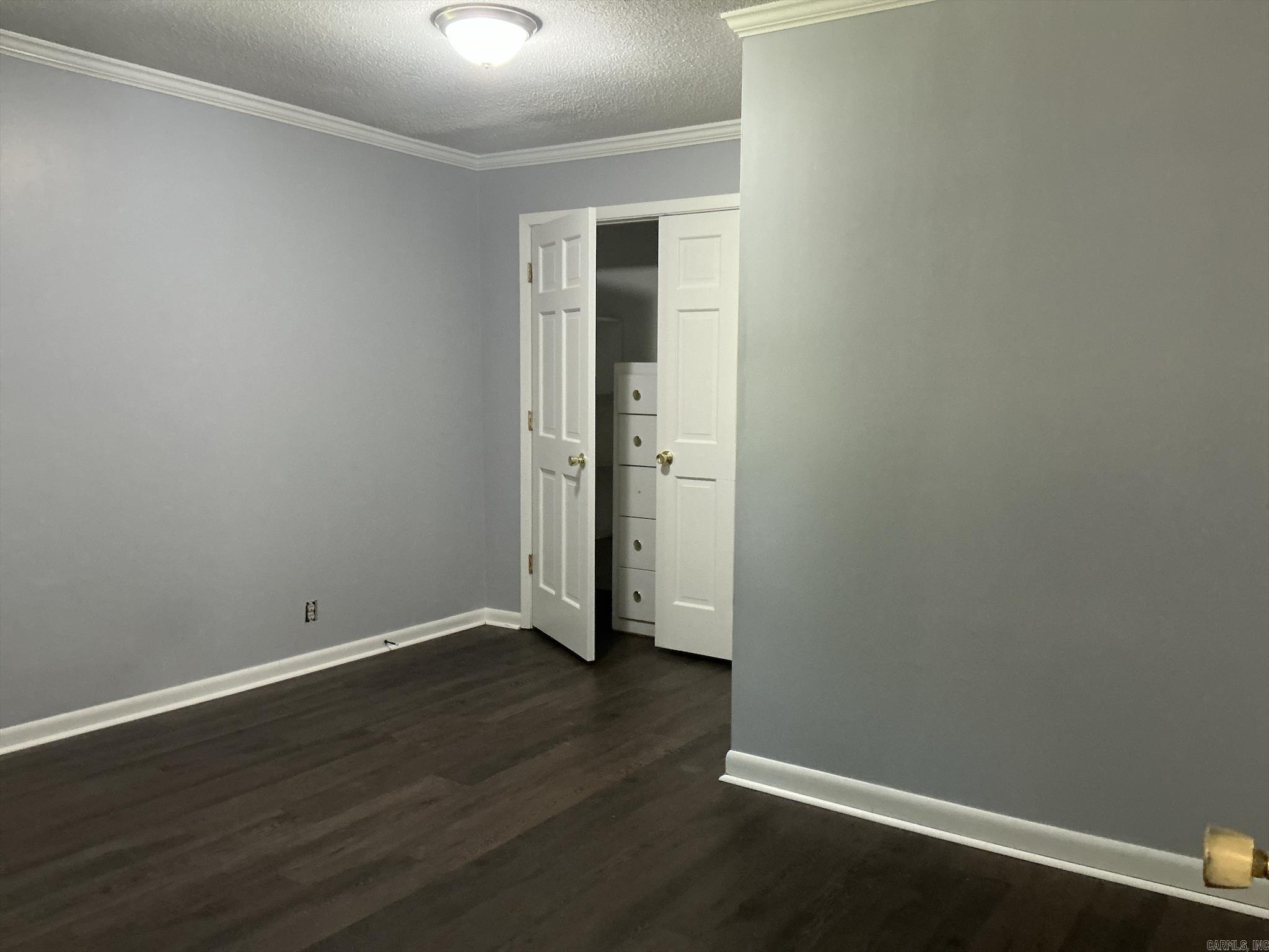 1015 Ash Property Photo 24
