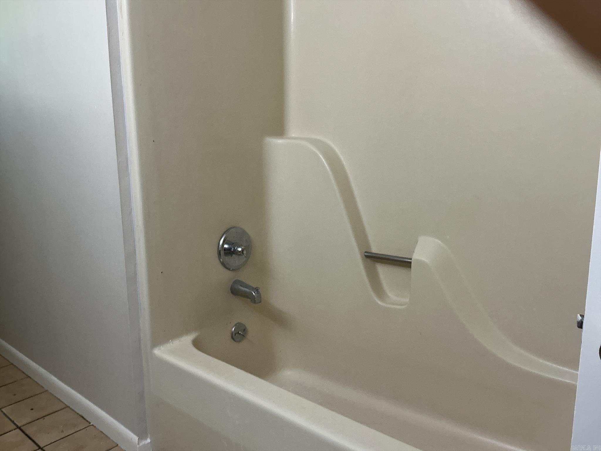 1015 Ash Property Photo 29