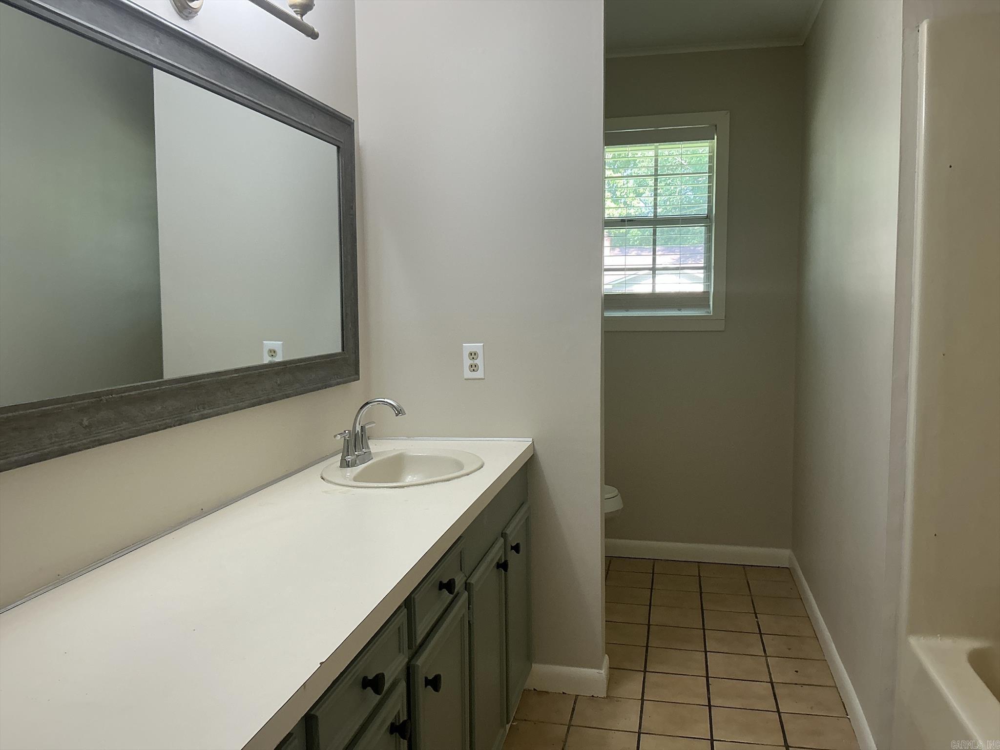 1015 Ash Property Photo 31