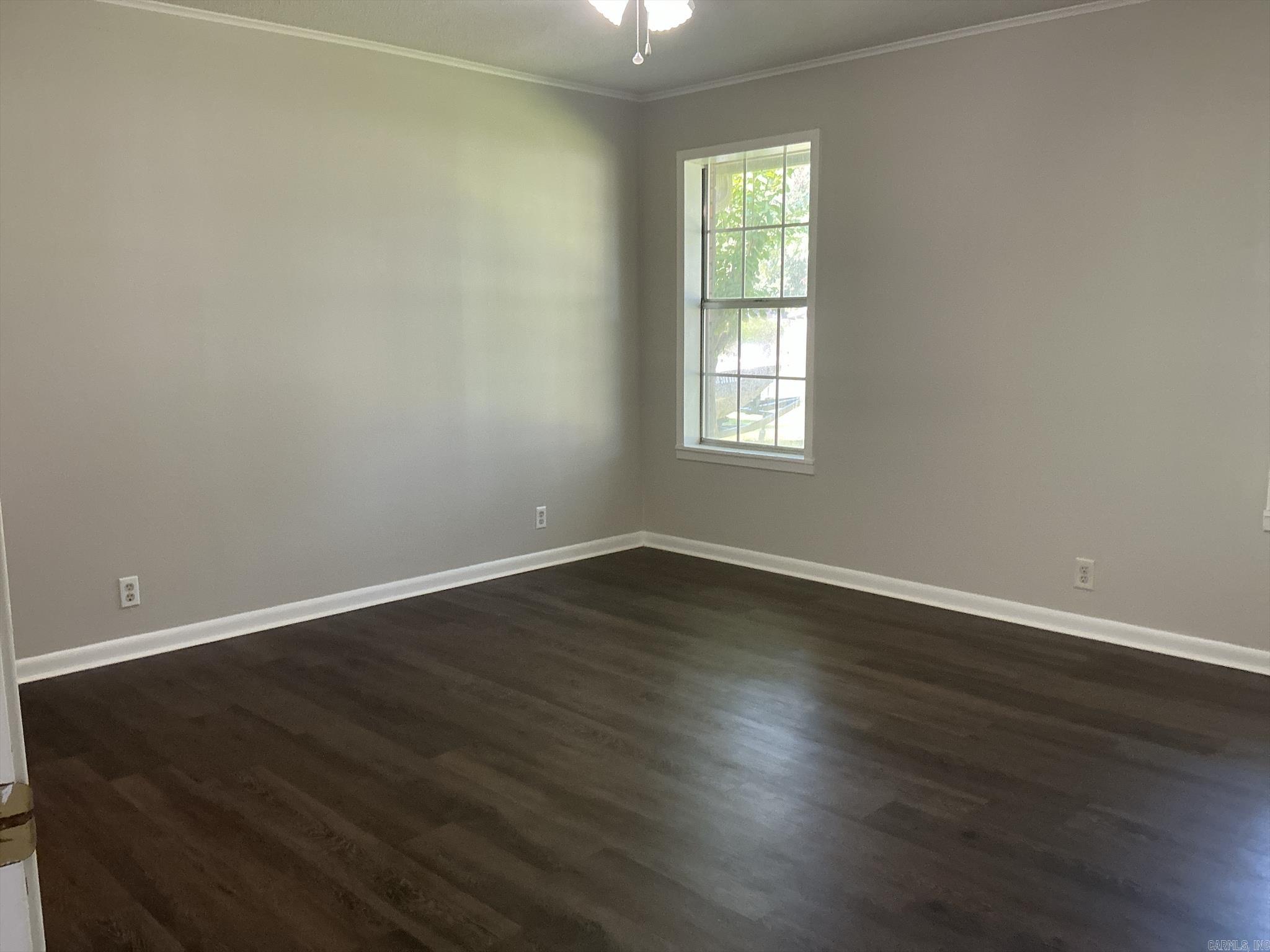 1015 Ash Property Photo 33