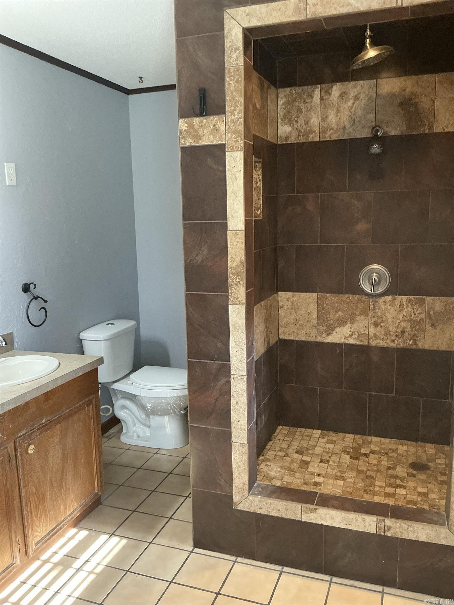 1015 Ash Property Photo 38