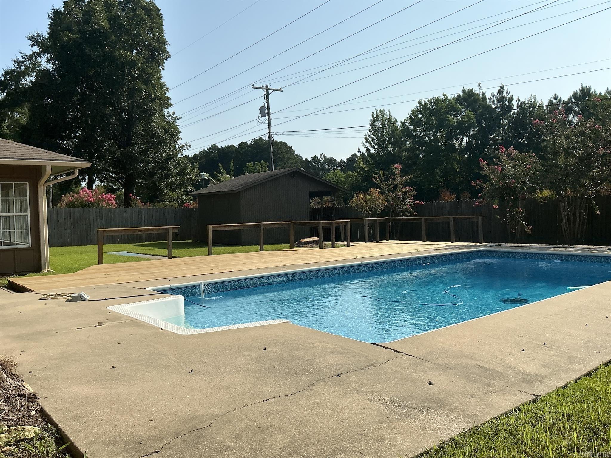 1015 Ash Property Photo 45