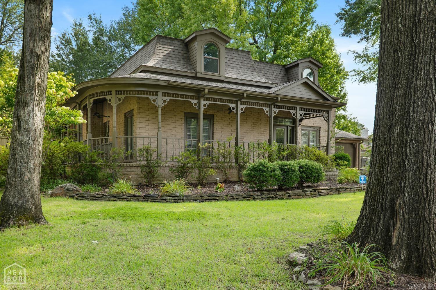 1005 Fairway Drive Property Photo 2