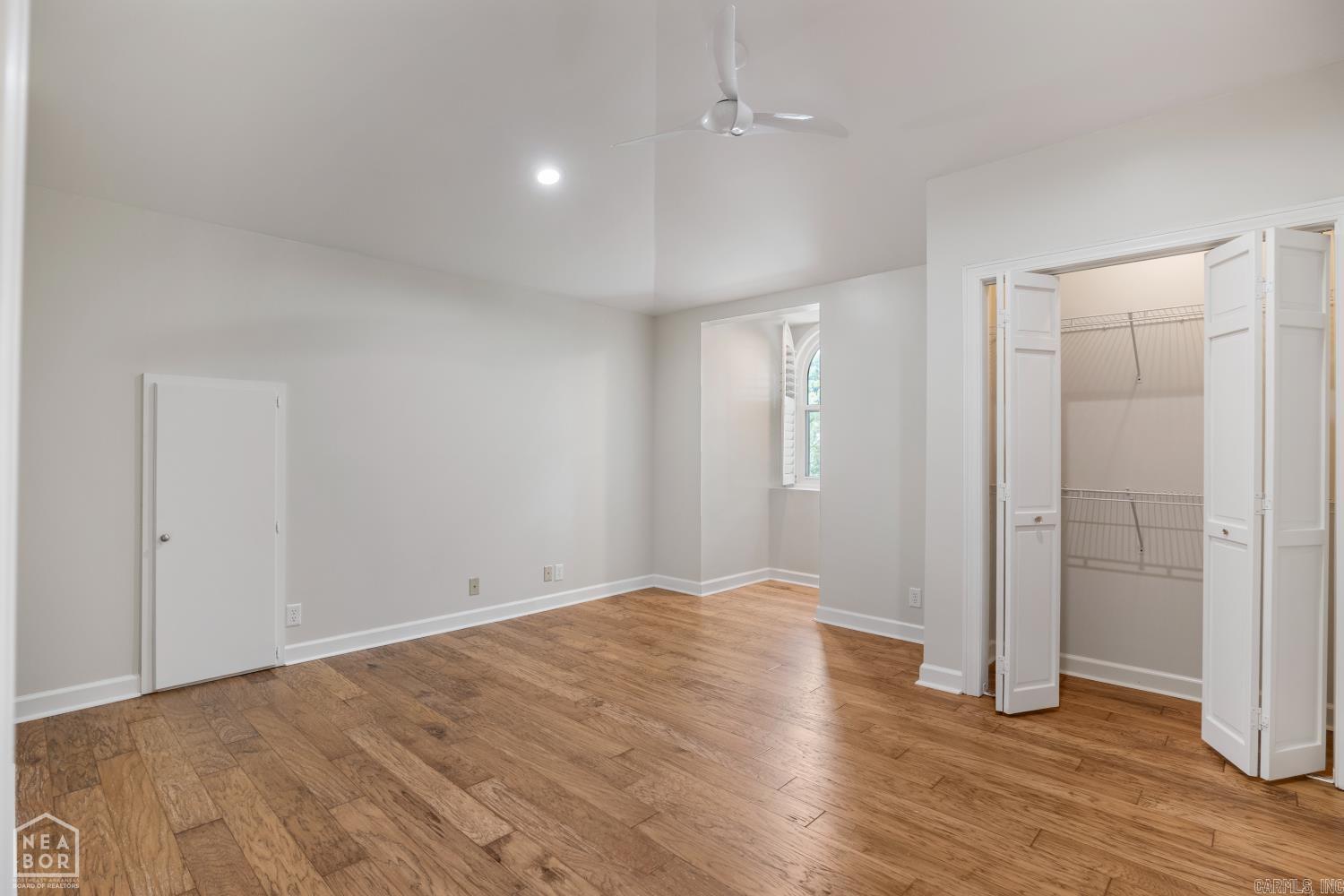 1005 Fairway Drive Property Photo 3