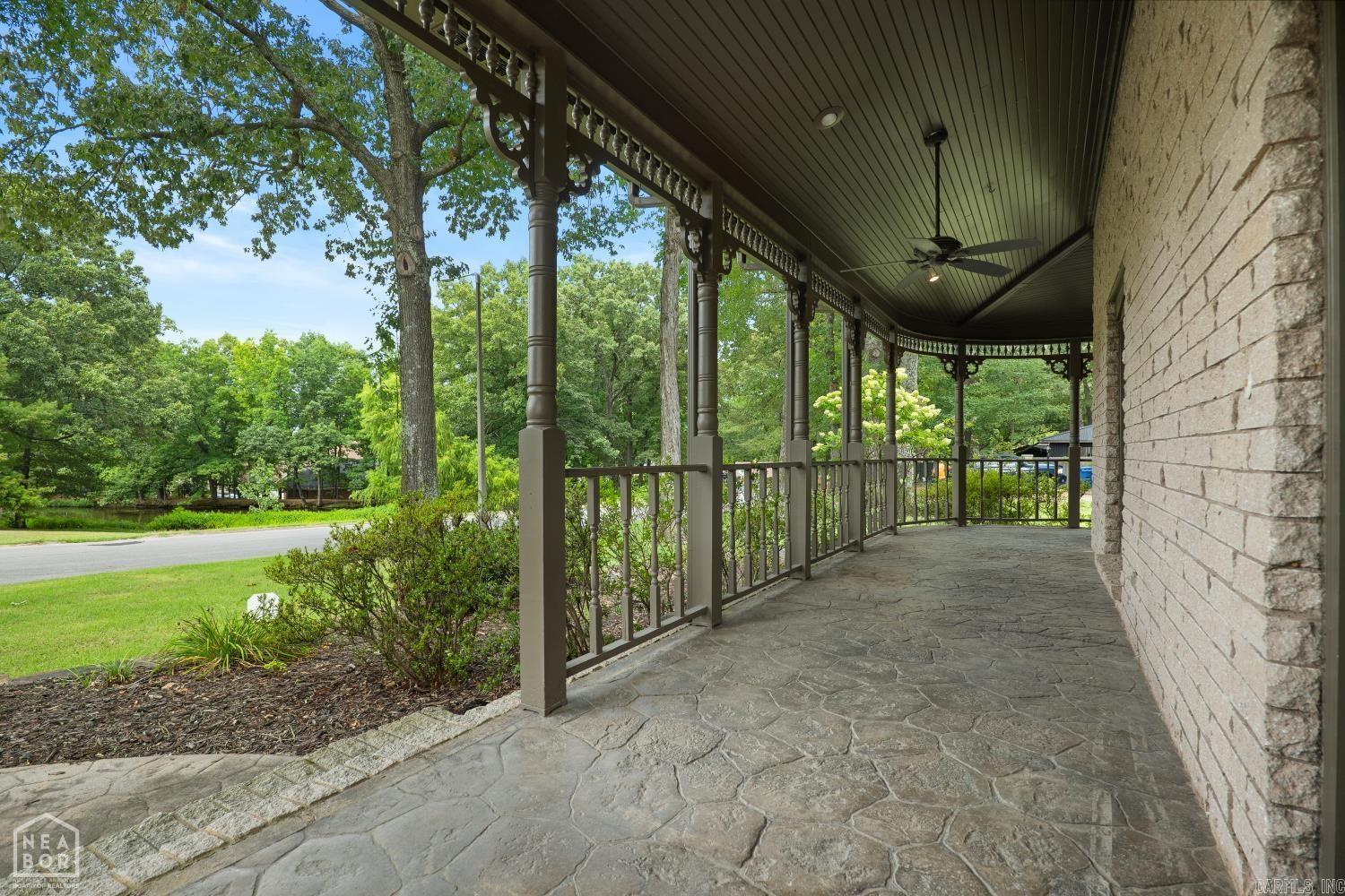 1005 Fairway Drive Property Photo 4