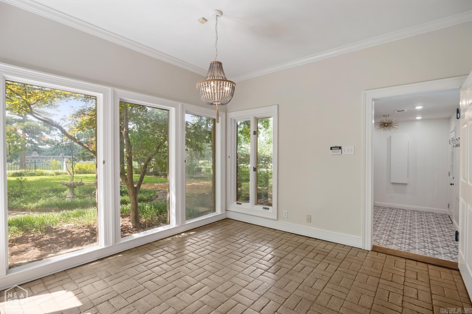 1005 Fairway Drive Property Photo 12