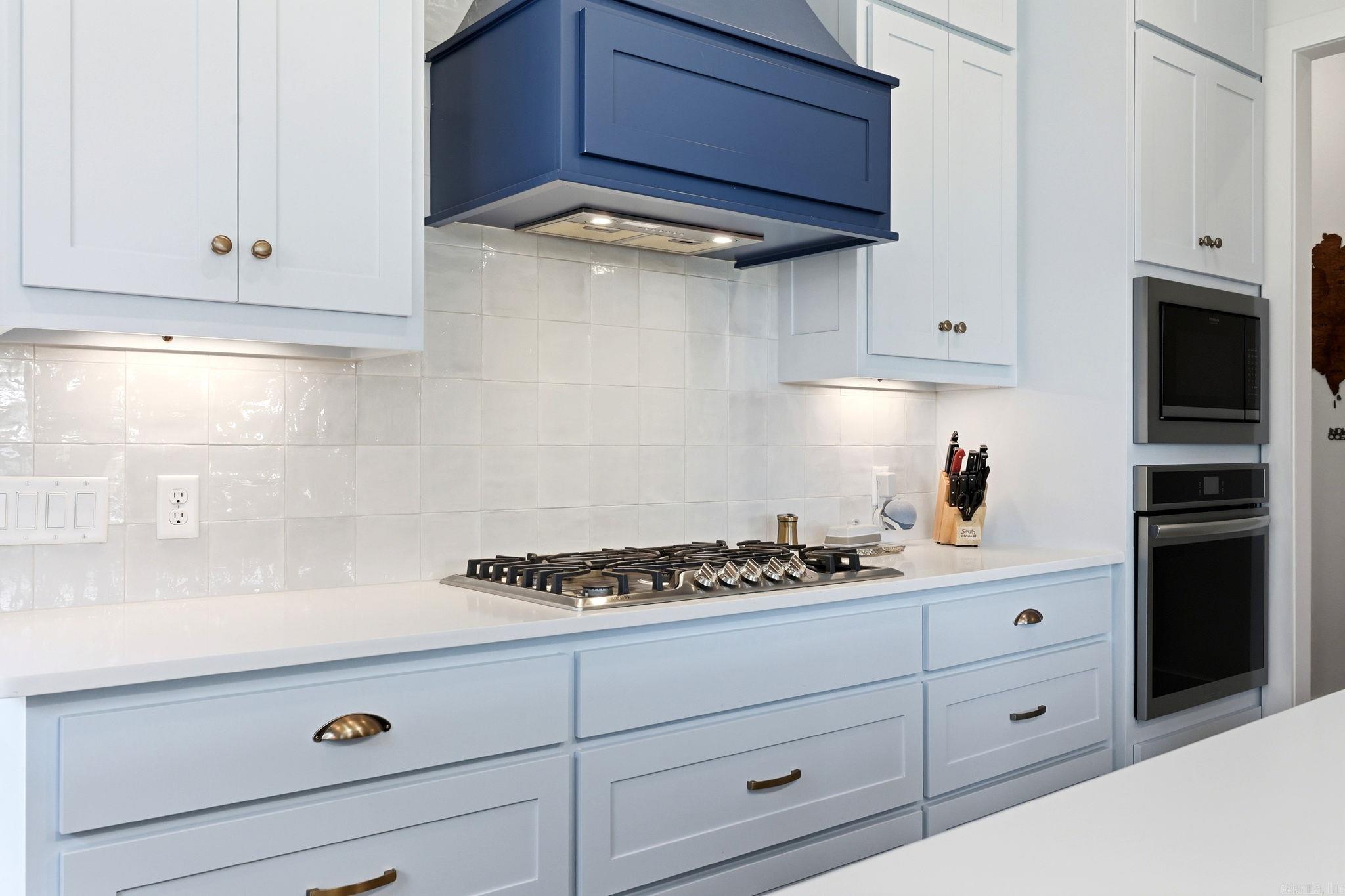 5 W Citron Property Photo 9