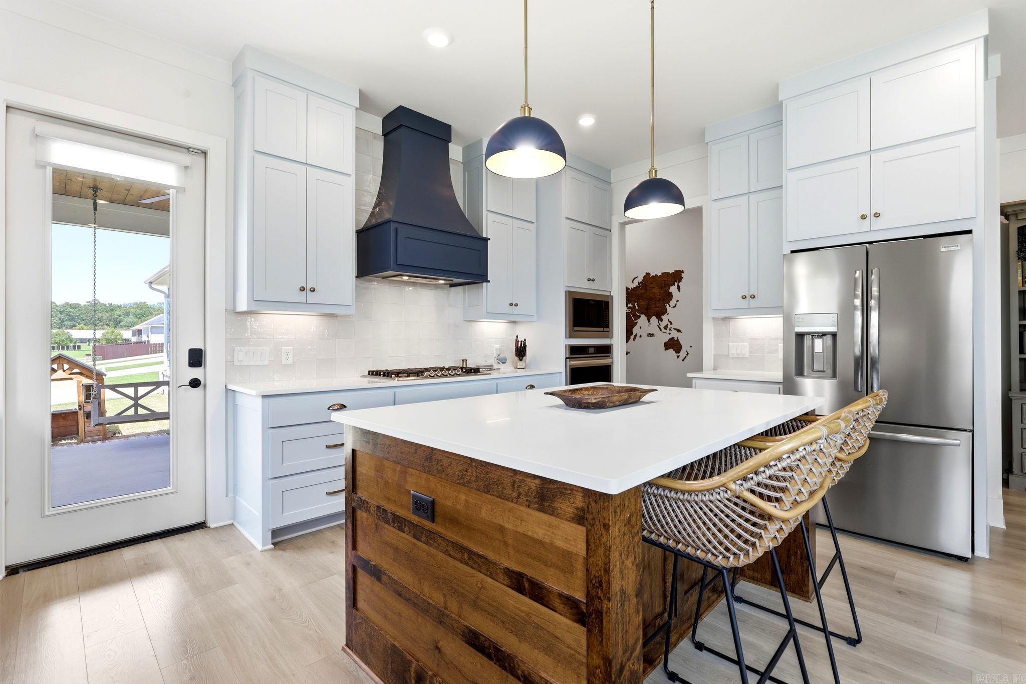 5 W Citron Property Photo 11