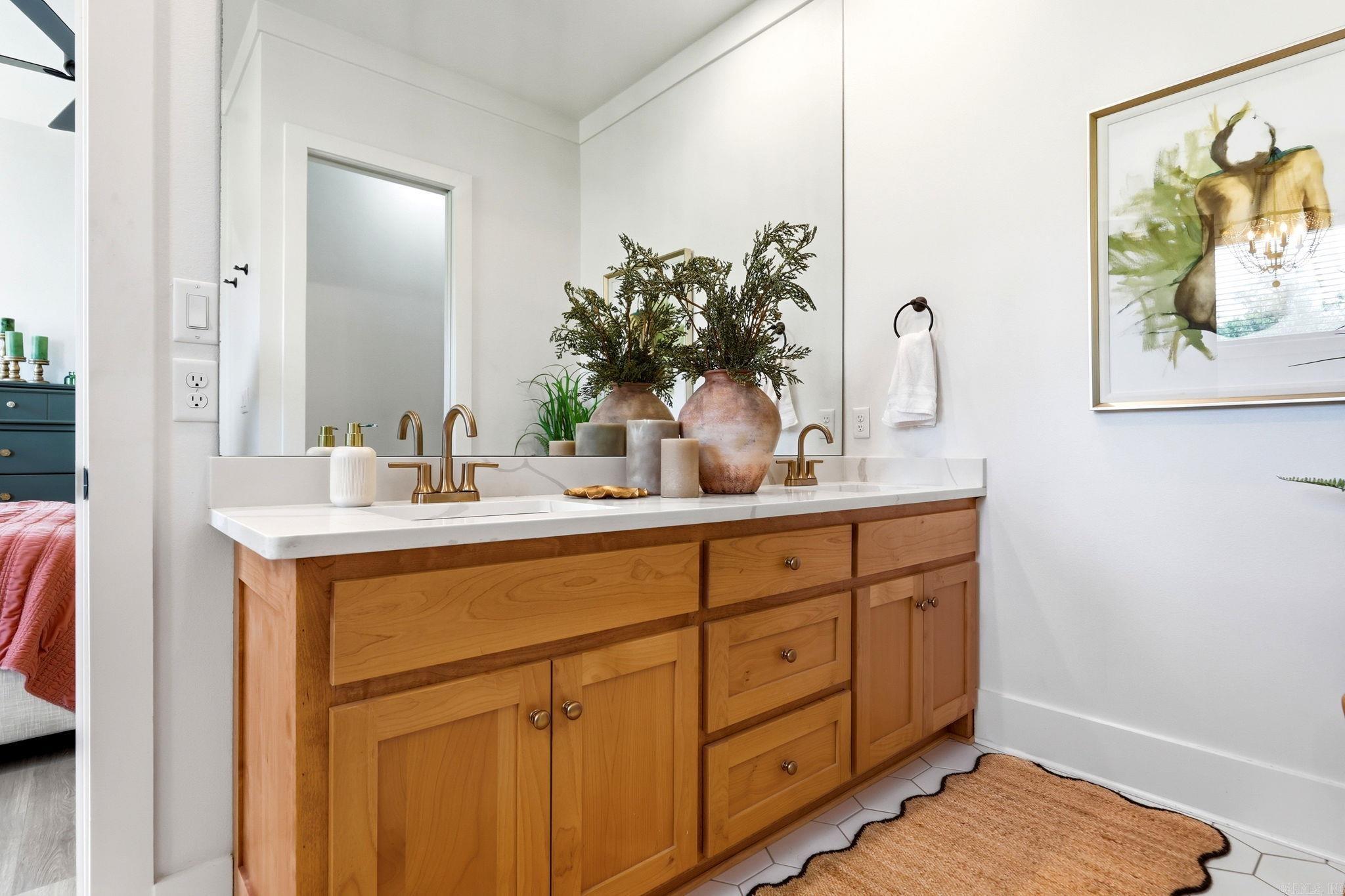 5 W Citron Property Photo 26