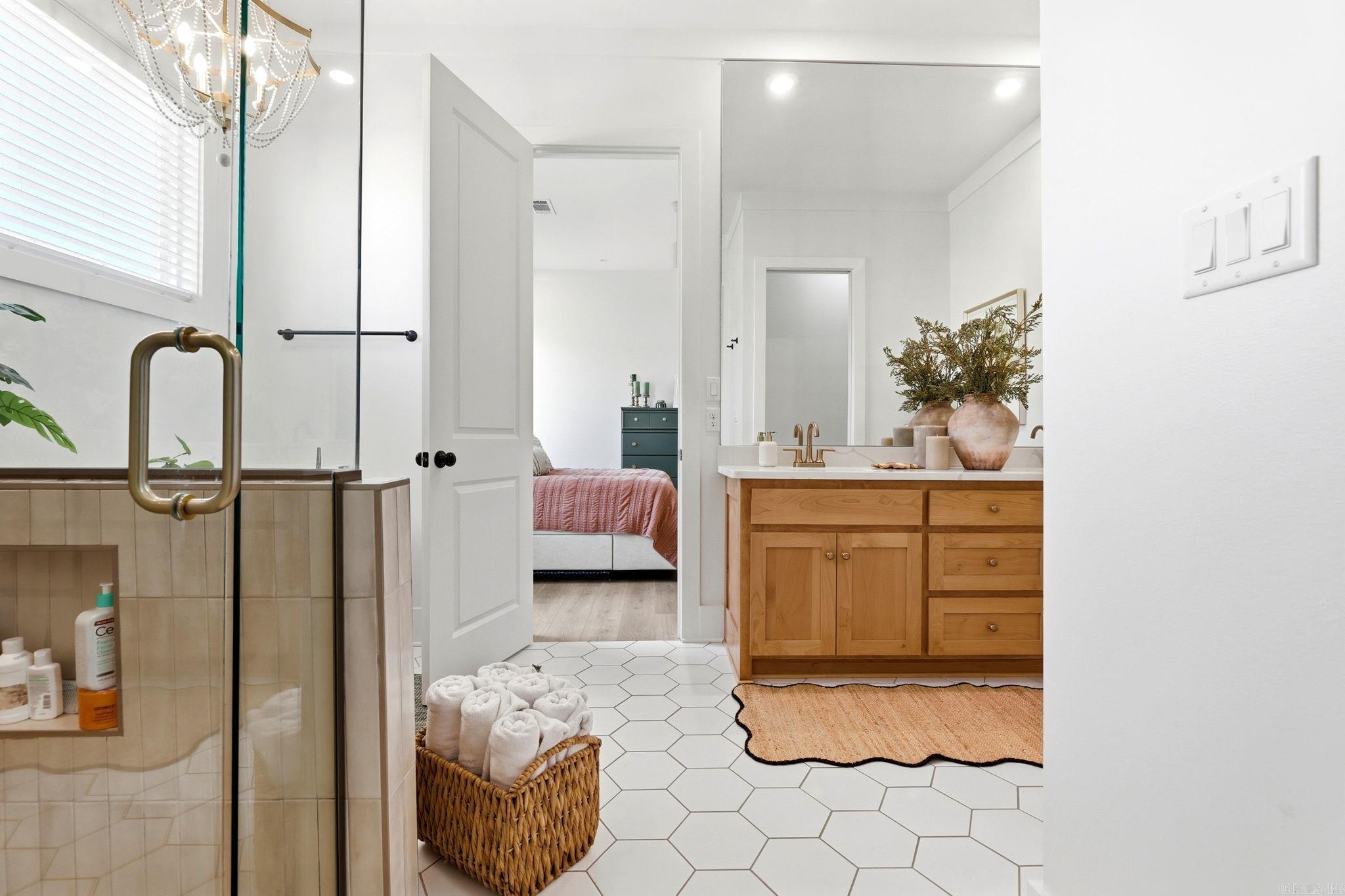 5 W Citron Property Photo 29