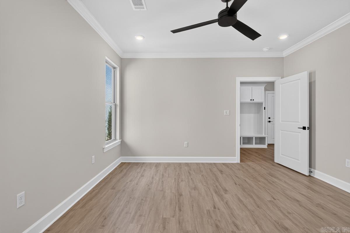 424 Gardens Lane Property Photo 14