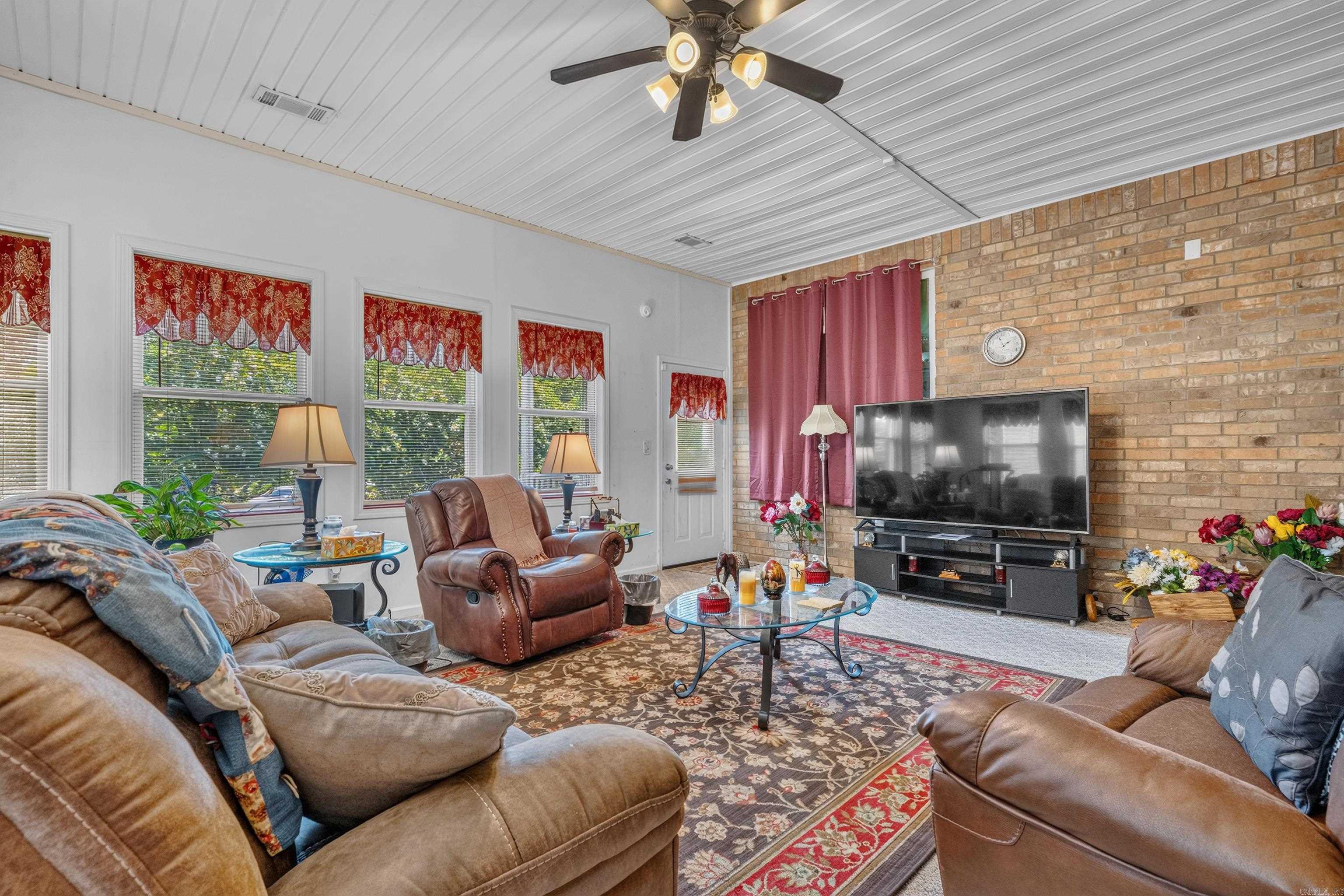 100 Newman Place Property Photo 15