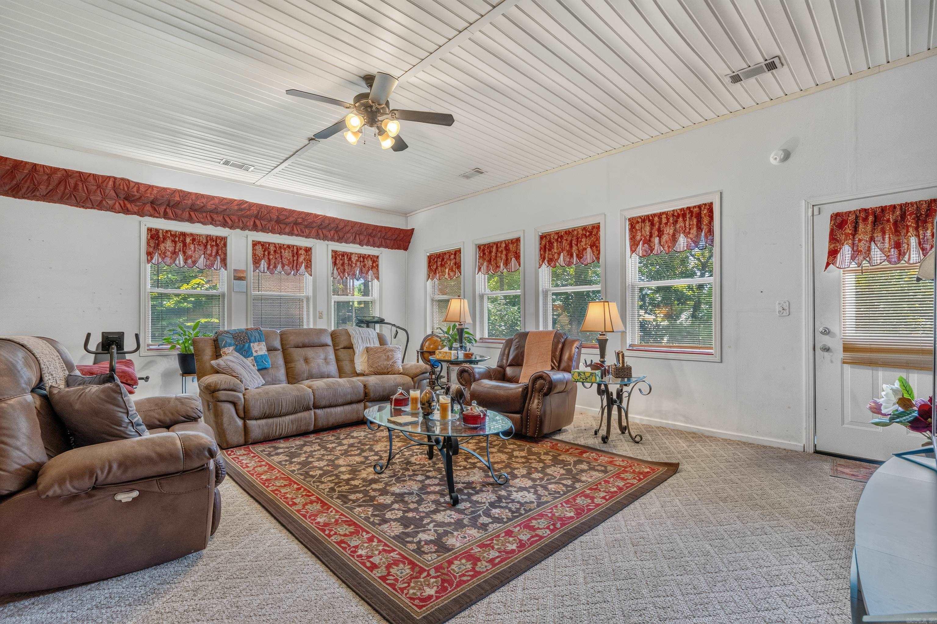 100 Newman Place Property Photo 34