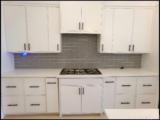 73 Tournay Circle Property Photo 6