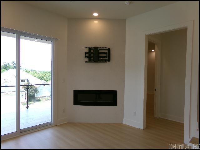 73 Tournay Circle Property Photo 9