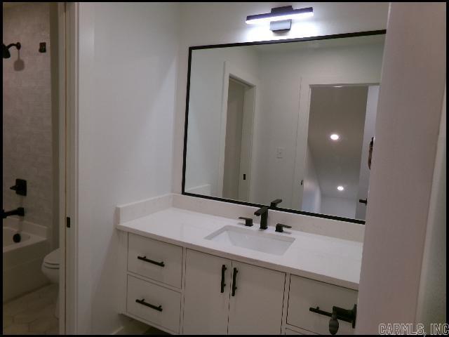73 Tournay Circle Property Photo 14