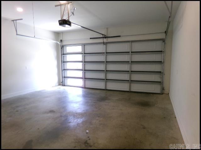 73 Tournay Circle Property Photo 23