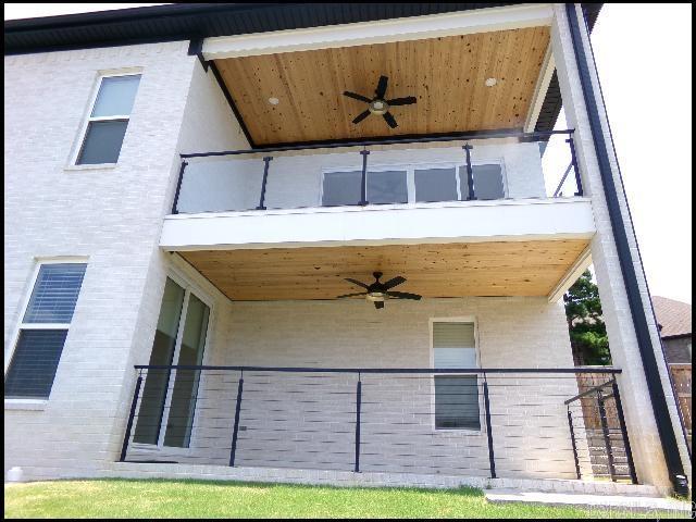 73 Tournay Circle Property Photo 25