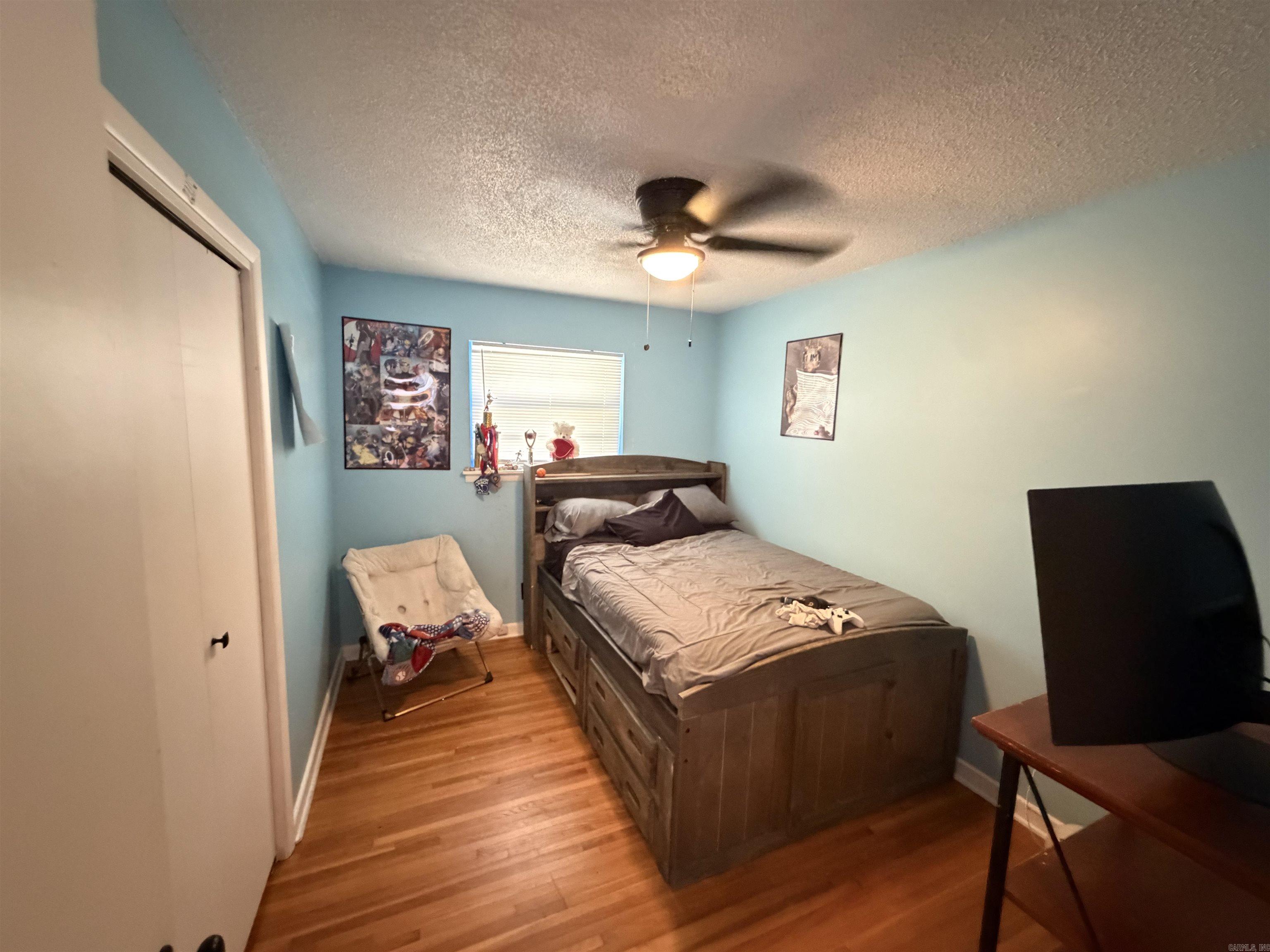 5812 Del Prado Drive Property Photo 8