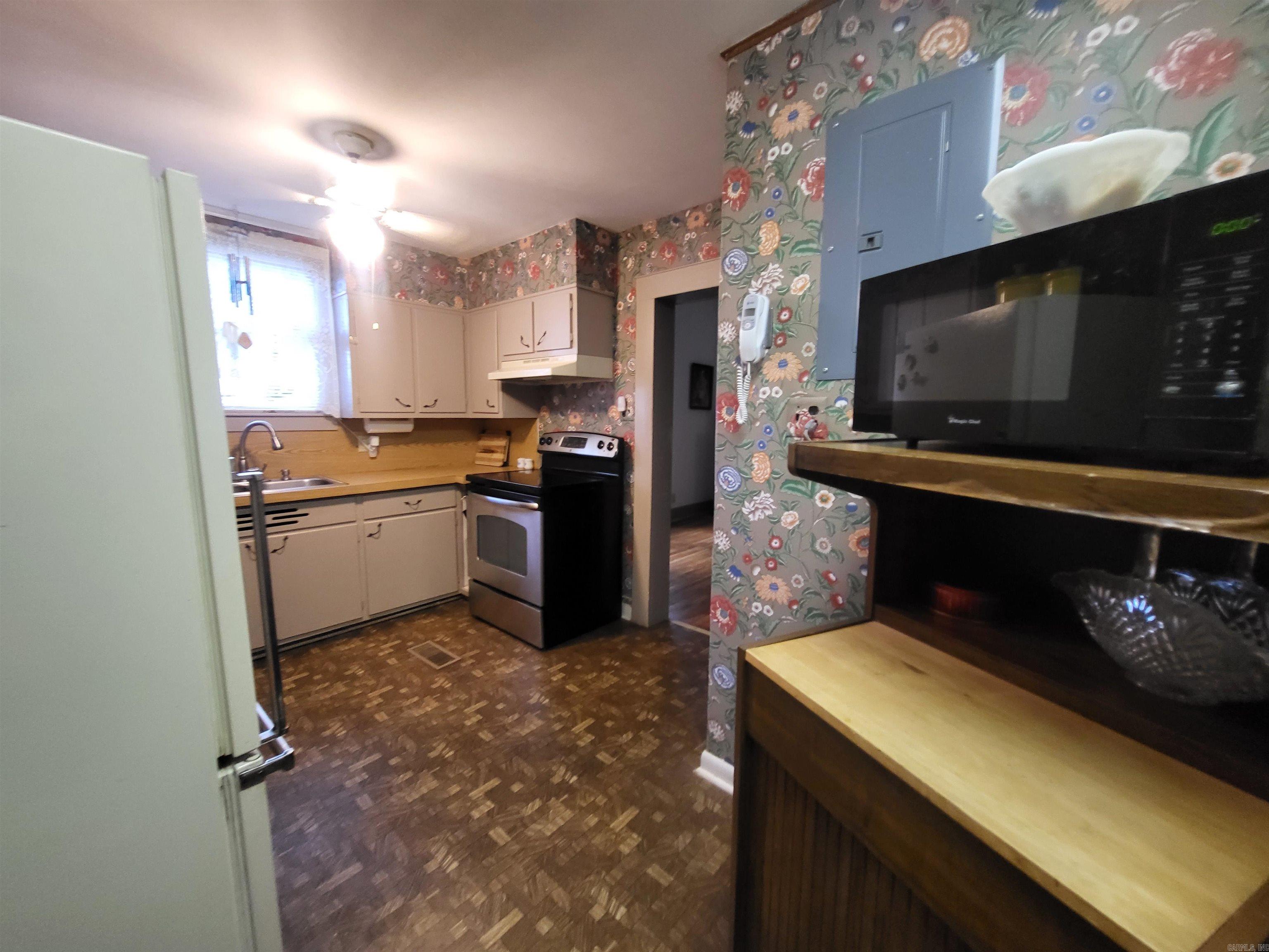 918 Twin Oaks Avenue Property Photo 19